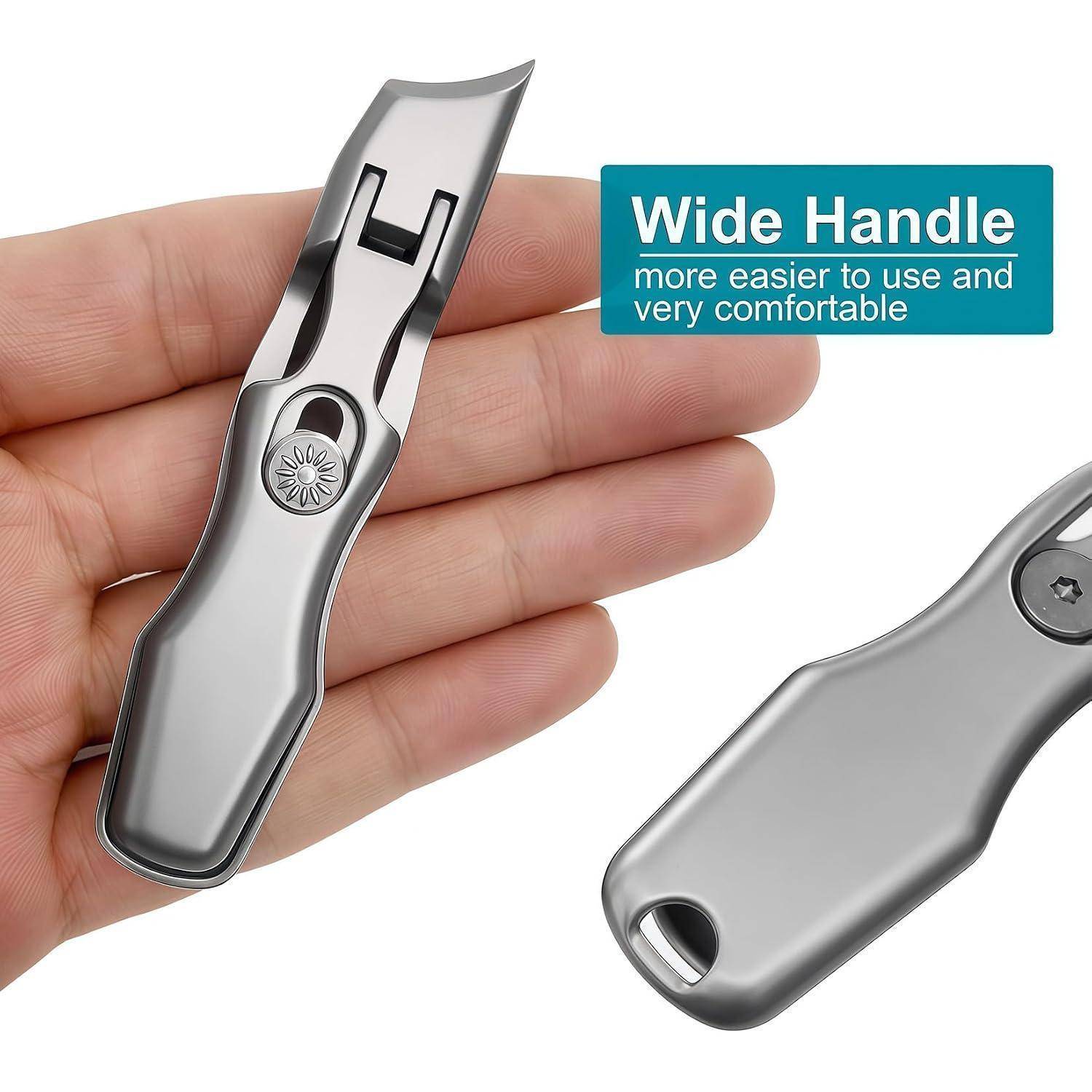 Hand hält eine Nagelschere mit breitem Griff aus Silber; Einschubtext lautet „Breiter Griff einfacher zu bedienen und sehr komfortabel