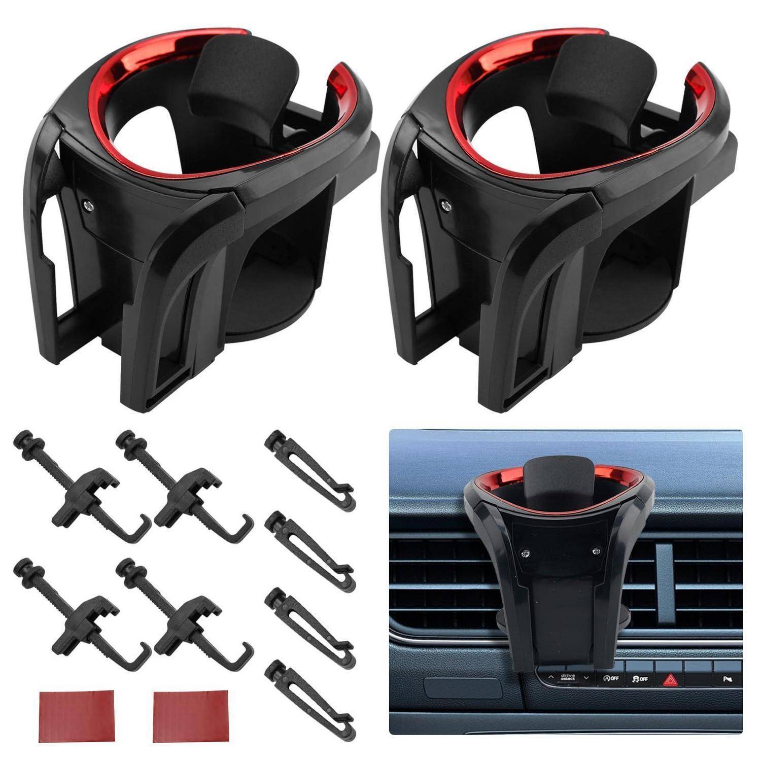Zwei schwarze Auto-Lüftungsschlitz-Getränkehalter mit rotem Rand, gezeigt mit Befestigungsclips und Klebepads, plus einen an einem Armaturenbrett-Lüftungsschlitz montiert.