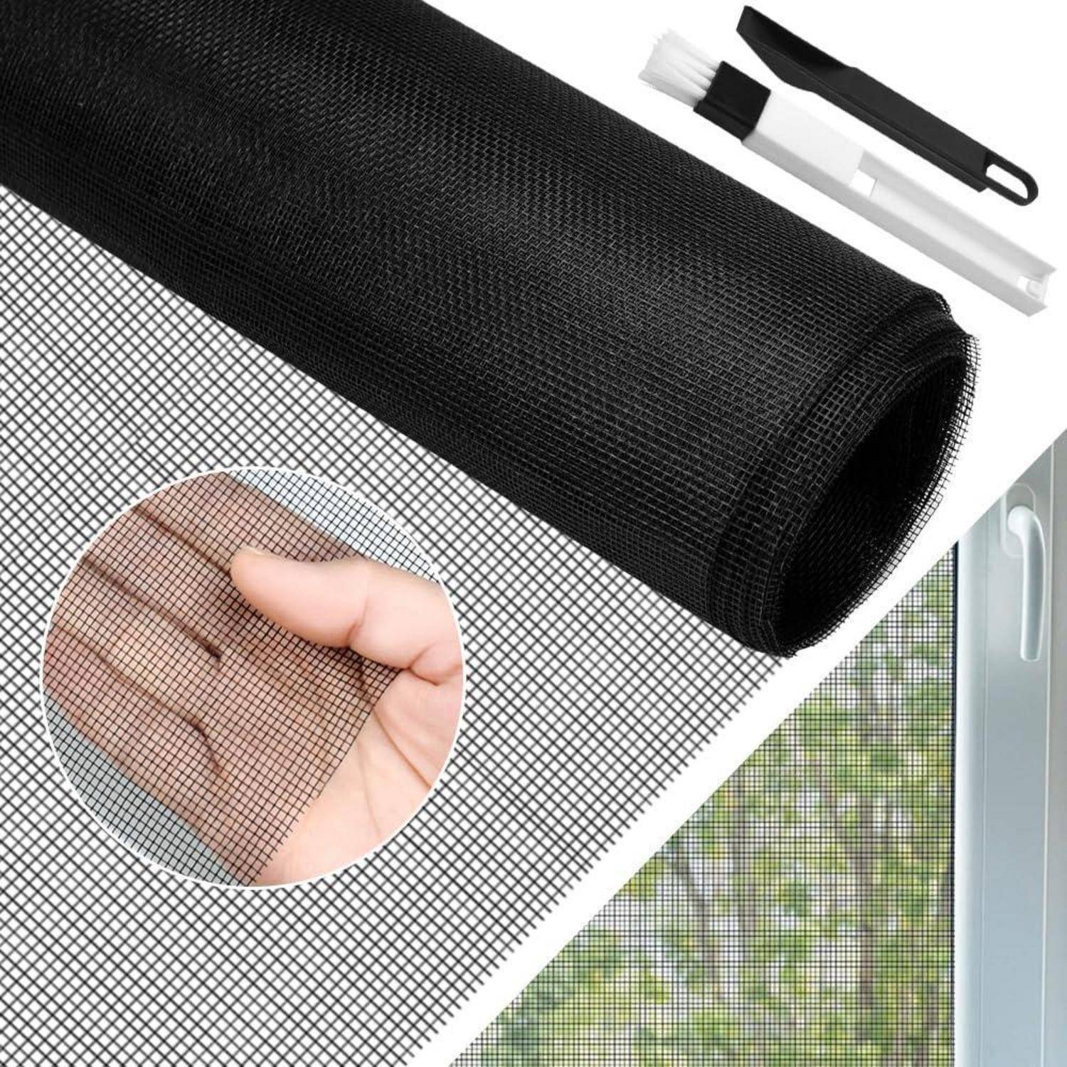 Schwarze Mesh-Fenstersiebgewebe-Rolle mit Installationswerkzeugen, dargestellt als nahaufnahme Produktbild zum Austausch oder zur Installation von Insektenschutzgewebe.