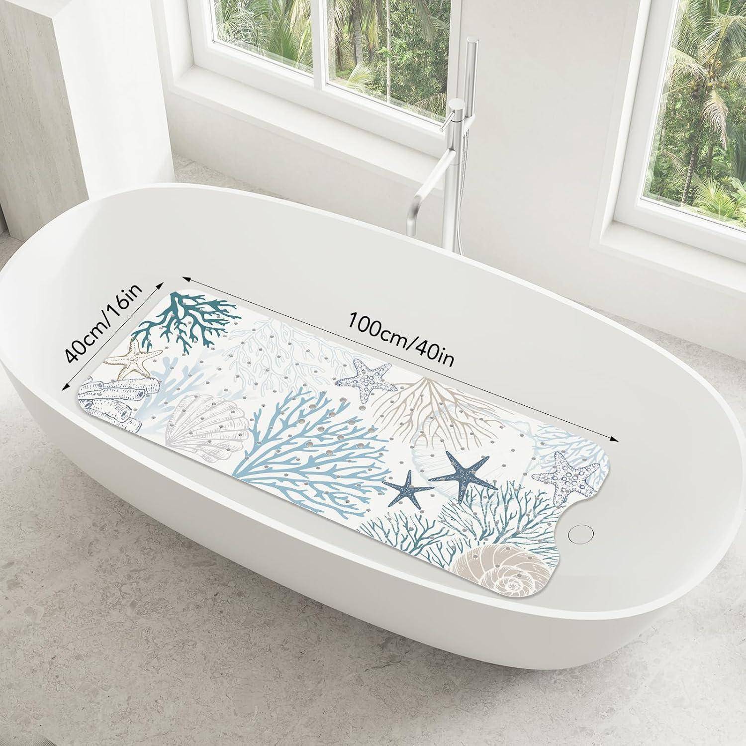 Ovale weiße Badewanne mit rechteckiger, meeresbezogener Badematte innen, mit den Maßen 100 cm/40 Zoll x 40 cm/16 Zoll.