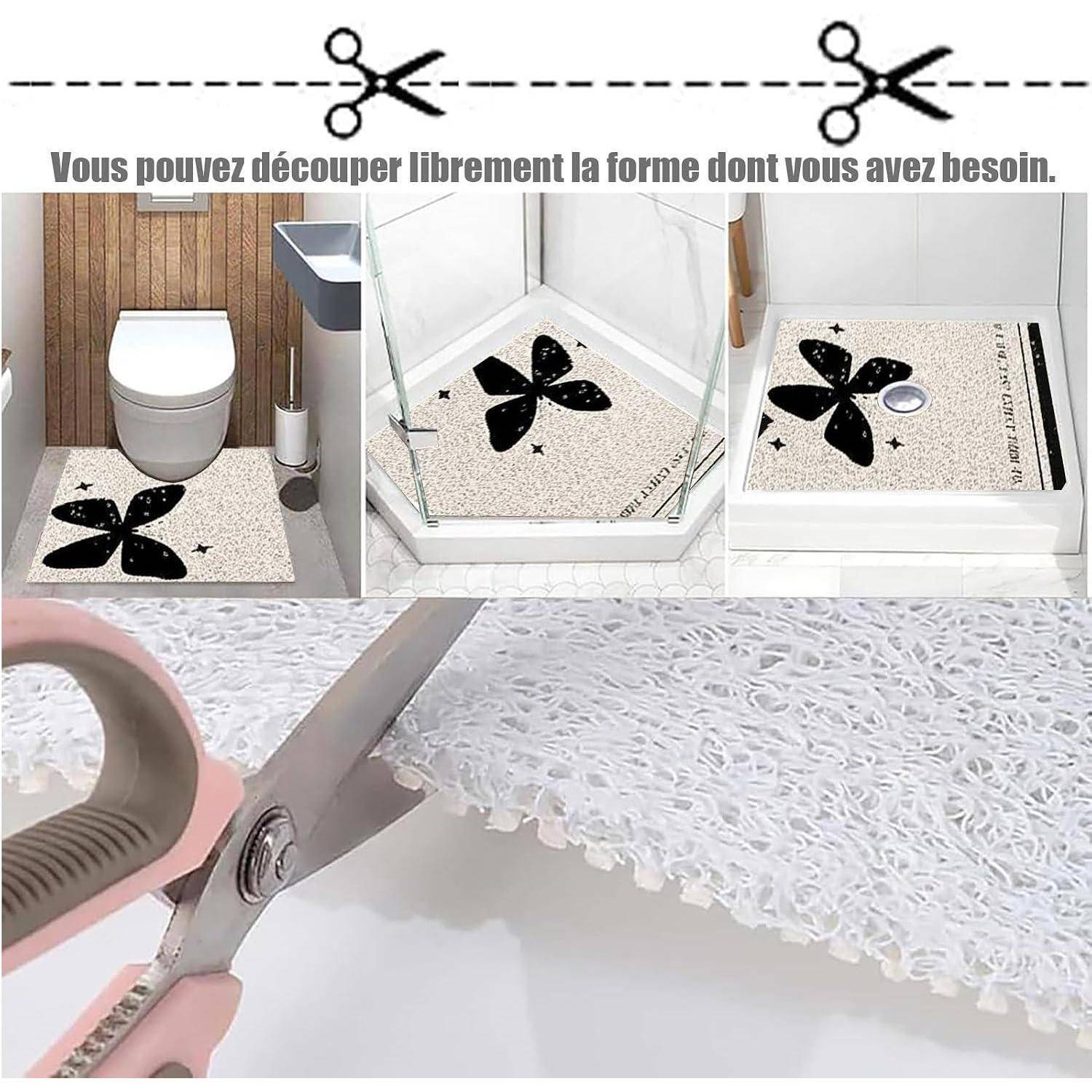 Badezimmermatte mit Rutschschutz wird gezeigt, wie sie zugeschnitten wird, um in verschiedene Formen zu passen, mit Beispielen in einem Toilettenbereich und einer Duschzone.