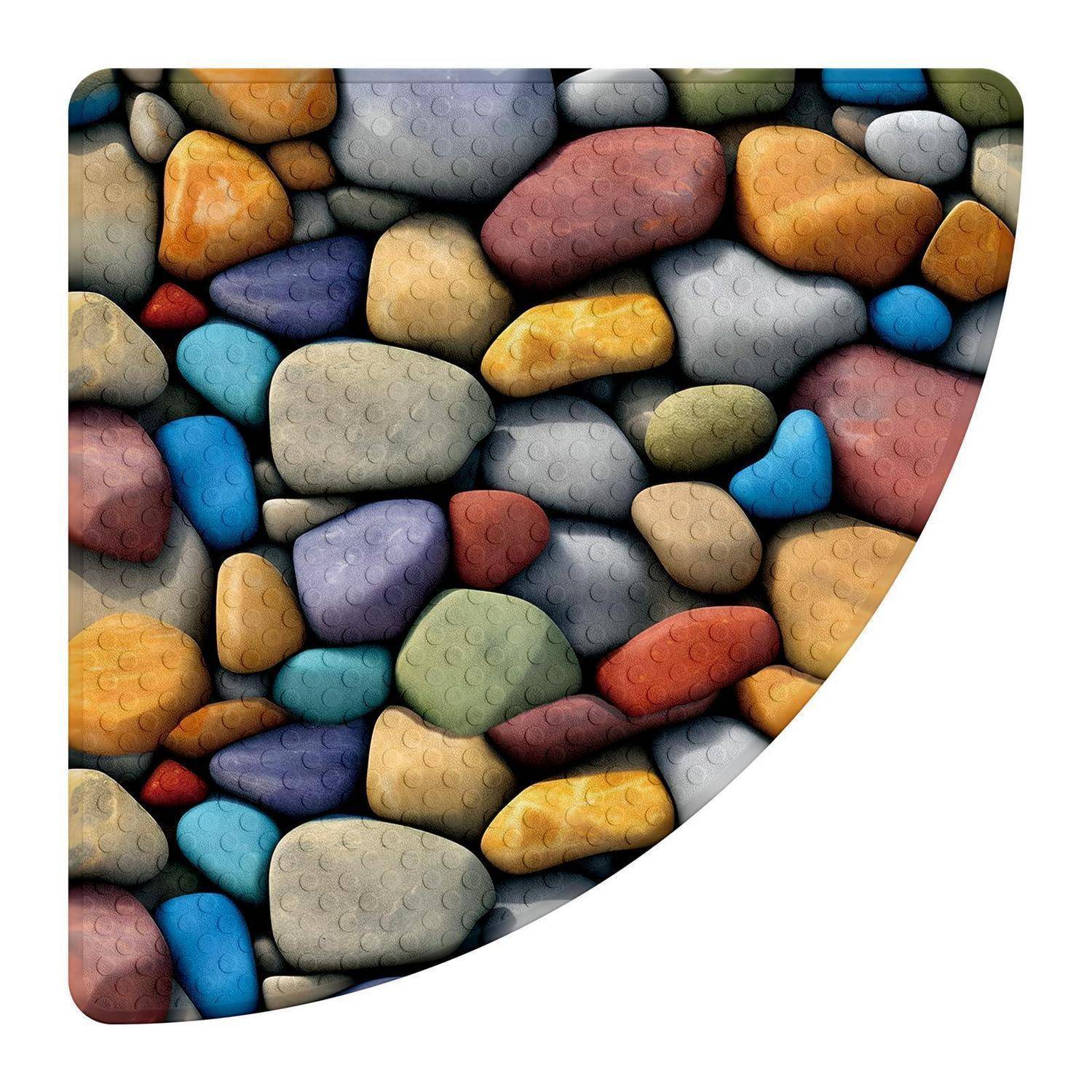 Bunte glatte Kieselsteine, die auf weißem Hintergrund in einer gekrümmten, puzzle-ähnlichen Form angeordnet sind.