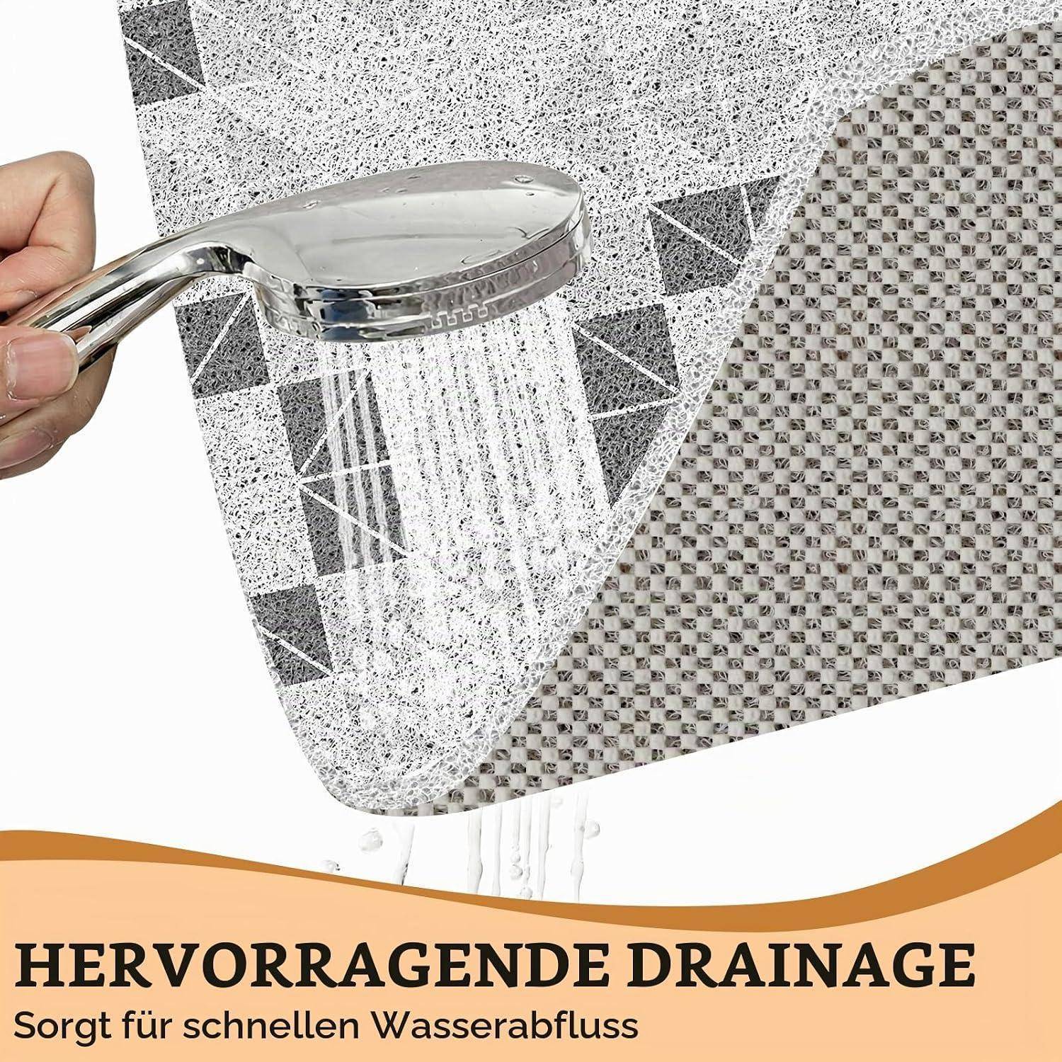 Tragbare Dusche sprüht Wasser über strukturierte Matte mit Text 