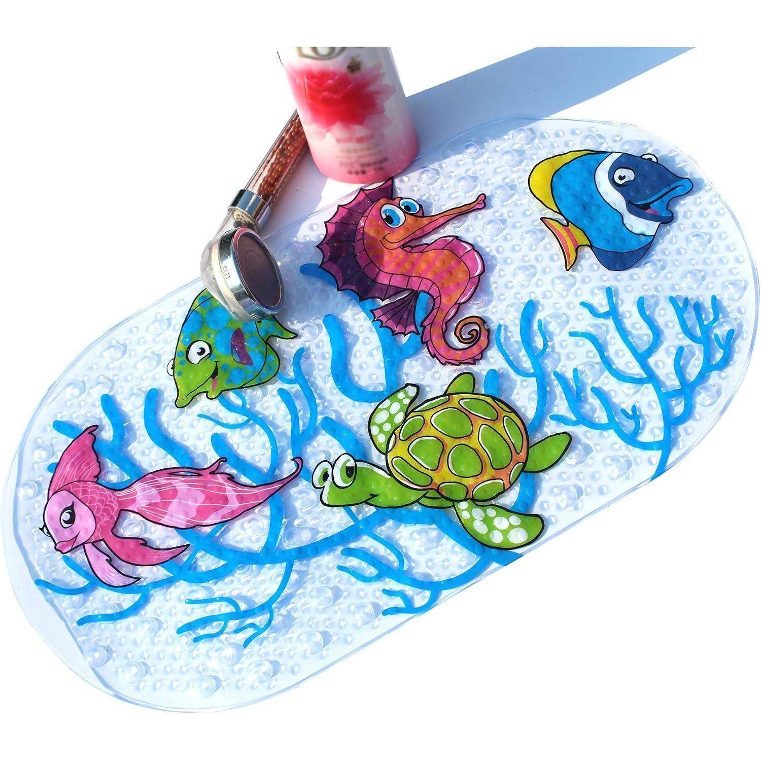 Buntes Unterwasserhandwerk auf einer Luftpolsterfolie mit bemalten Fischen, Seepferdchen und Schildkröte, plus Pinsel und Farbflasche.