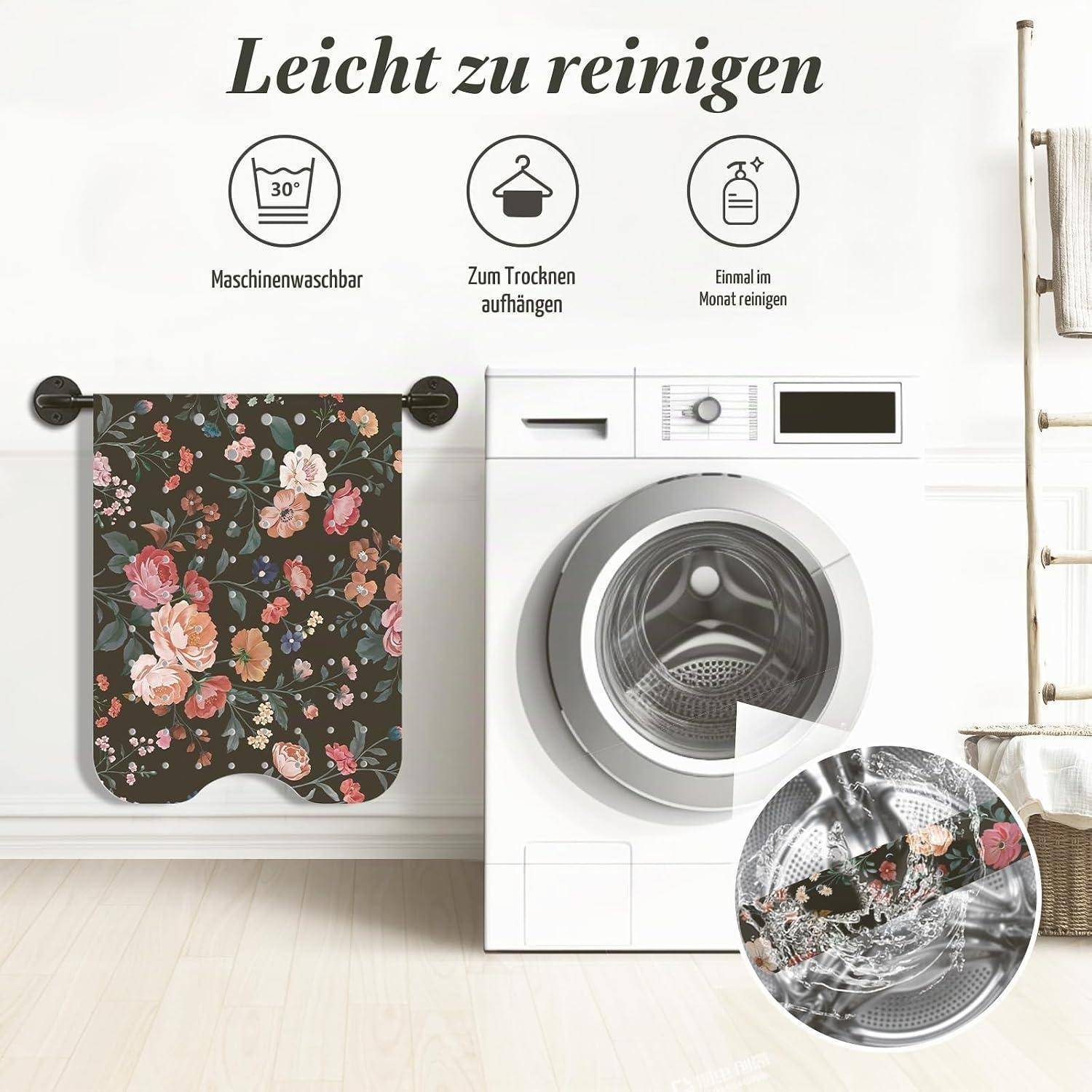 Werbebild einer Waschmaschinenabdeckung mit Blumenmuster neben einer Frontlader-Waschmaschine, mit deutschem Text, der besagt, dass sie leicht zu reinigen ist, maschinenwaschbar ist, zum Trocknen aufgehängt werden kann und monatlich gereinigt werden sollte.