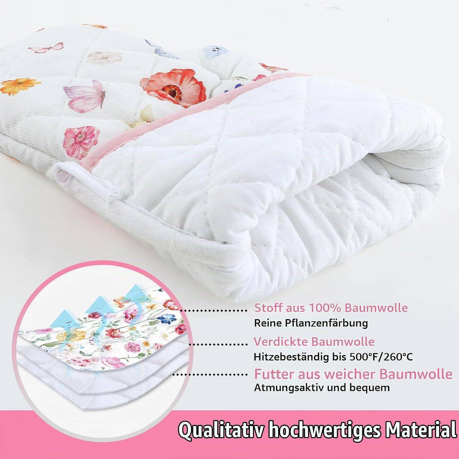 Weiße gesteppte Bettwäsche mit floraler Baumwollauflage; eingefügte Etiketten in deutscher Sprache heben 100% Baumwolle, pflanzliche Färbung, dicke Baumwollfüllung, hitzebeständig bis 500°F/260°C und atmungsaktiven Komfort hervor.
