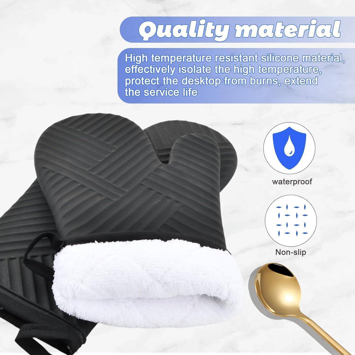 Schwarzer Silikon-Ofenhandschuh mit weißem Fleece-Futter, dargestellt als hitzebeständig, wasserfest und rutschfest zum Schutz von Händen und Oberflächen.