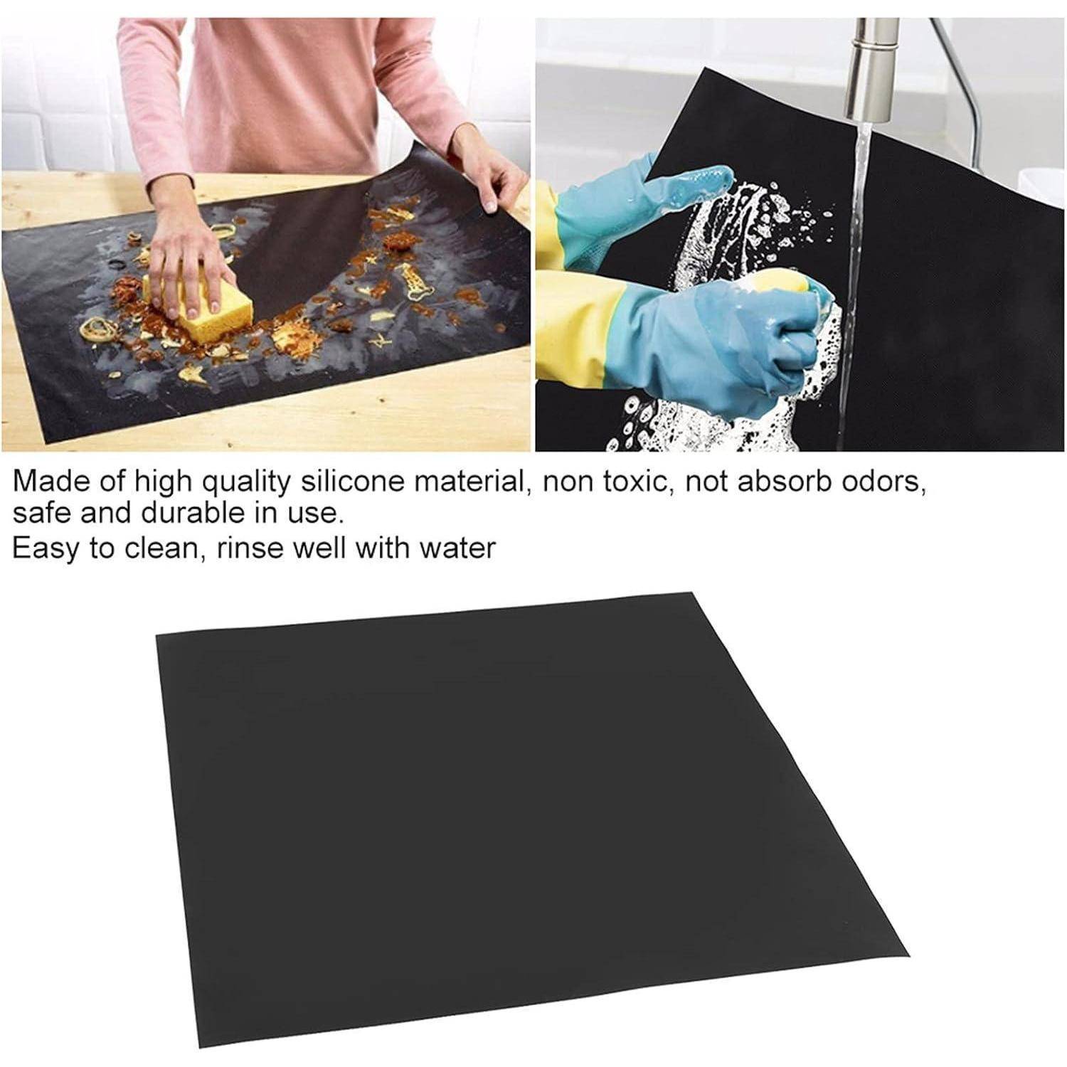 Schwarze Silikonmatte wird gezeigt, wie sie geschrubbt und gespült wird, mit Text, der besagt, dass sie ungiftig, geruchlos, langlebig und leicht zu reinigen ist.