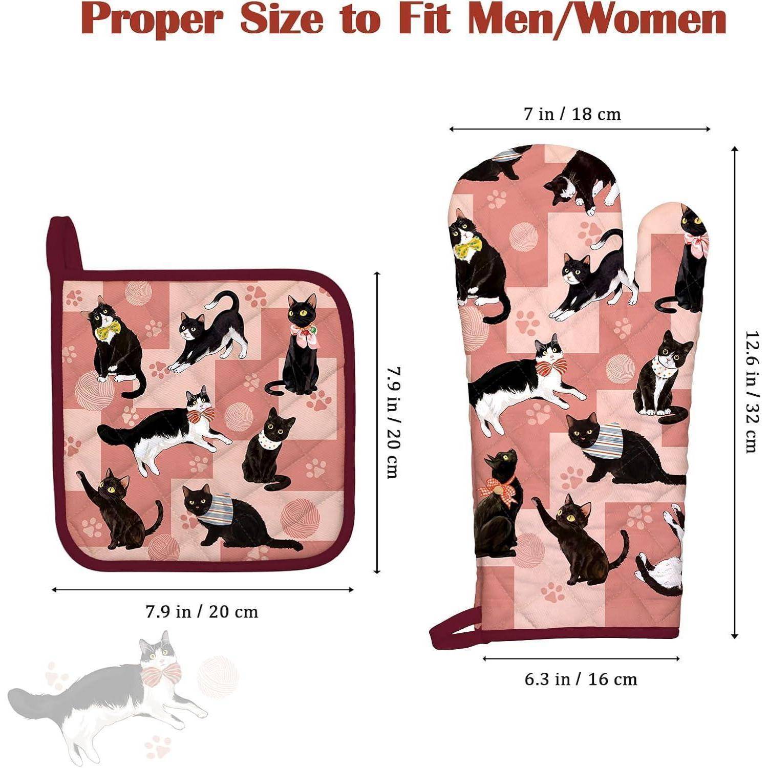 Größentabelle mit einem katzenmusterigen Ofenhandschuh und Topflappen mit folgenden Maßen: Handschuh 12,6 x 6,3 Zoll, Topflappen 7,9 x 7,9 Zoll, Öffnung 7 Zoll breit.