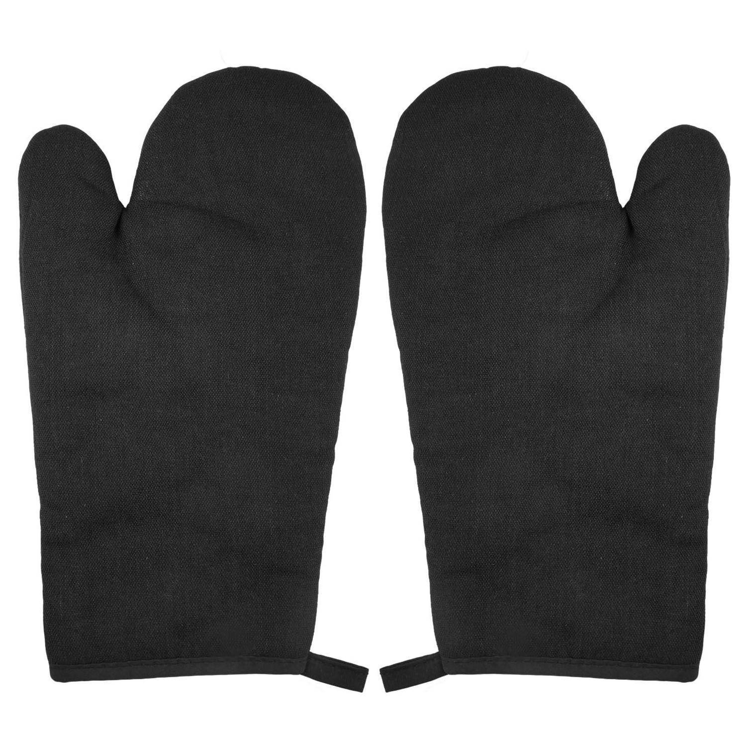Paar schwarzer Ofenhandschuhe flach auf weißem Hintergrund ausgelegt, nebeneinander angeordnet.