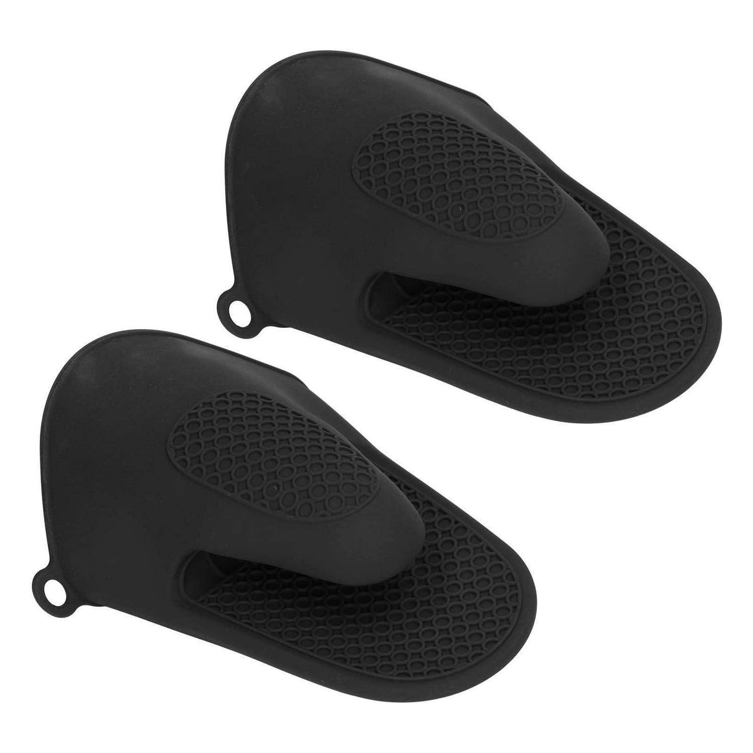 Zwei schwarze Silikon-Ofenhandschuhe mit Wabenmuster-Griffstruktur und Aufhängeschleifen, gezeigt auf weißem Hintergrund.