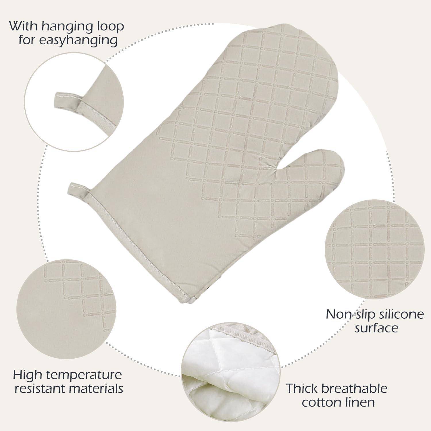 Beiger Ofenhandschuh mit Aufhängeschleife, rutschfester Silikonoberfläche, hitzebeständigem Material und dicker atmungsaktiver Baumwollfütterung.