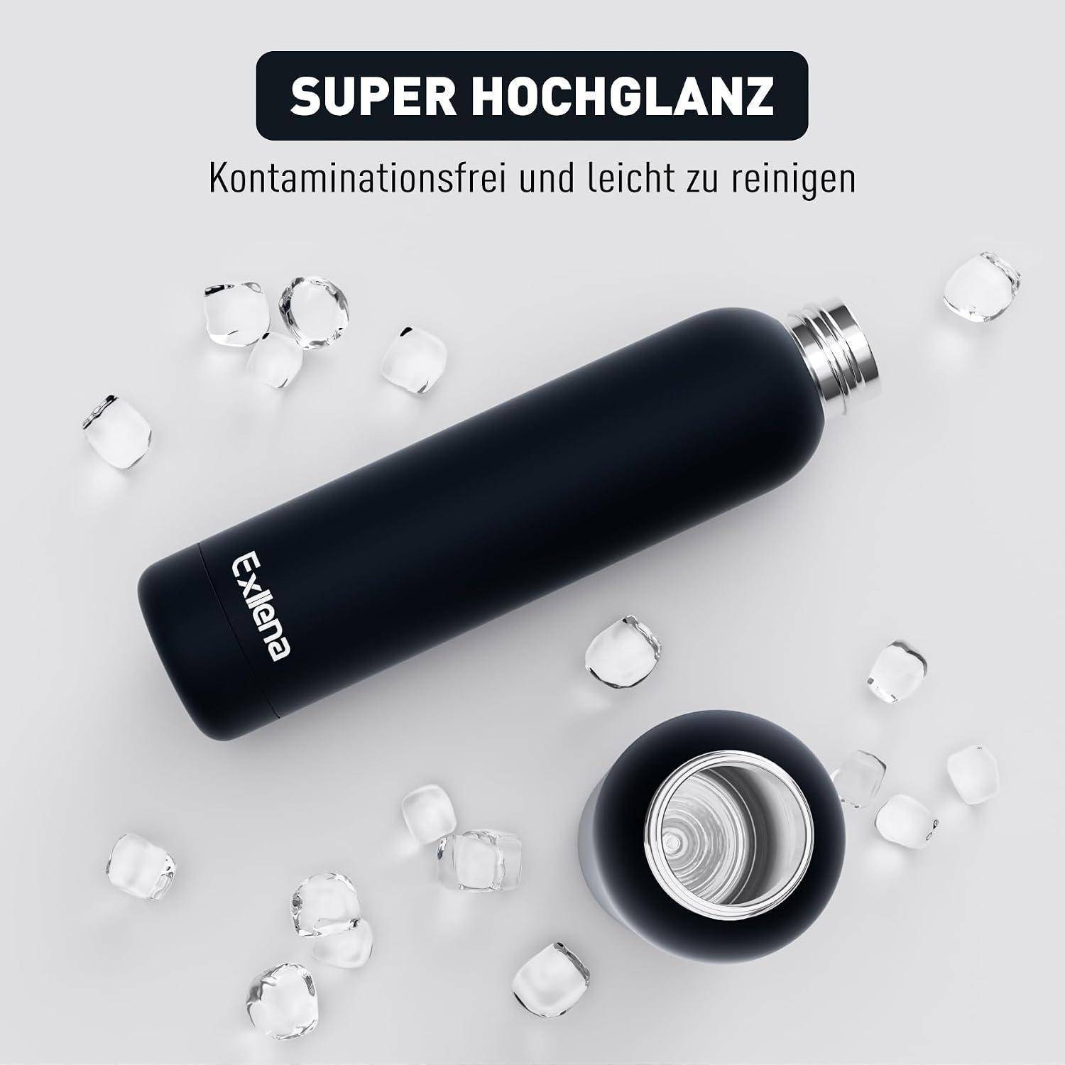 Schwarze isolierte Flasche und Verschluss mit Eiswürfeln, beschriftet mit 