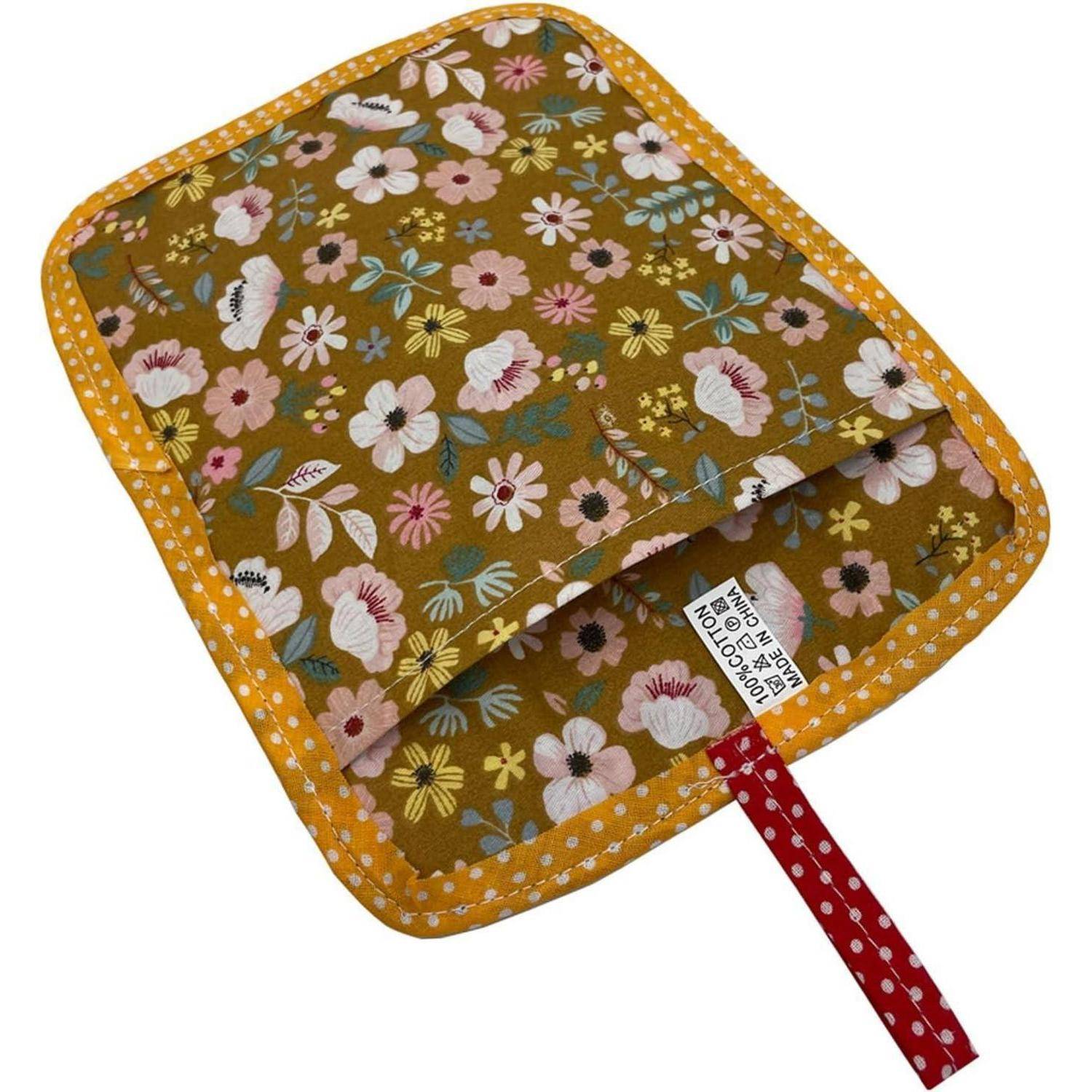 Bestickter Stoff-Beutel mit Blumenmuster, orangefarbener Kante und rotem Punktband-Zugriffer, geschlossen auf weißem Hintergrund dargestellt.