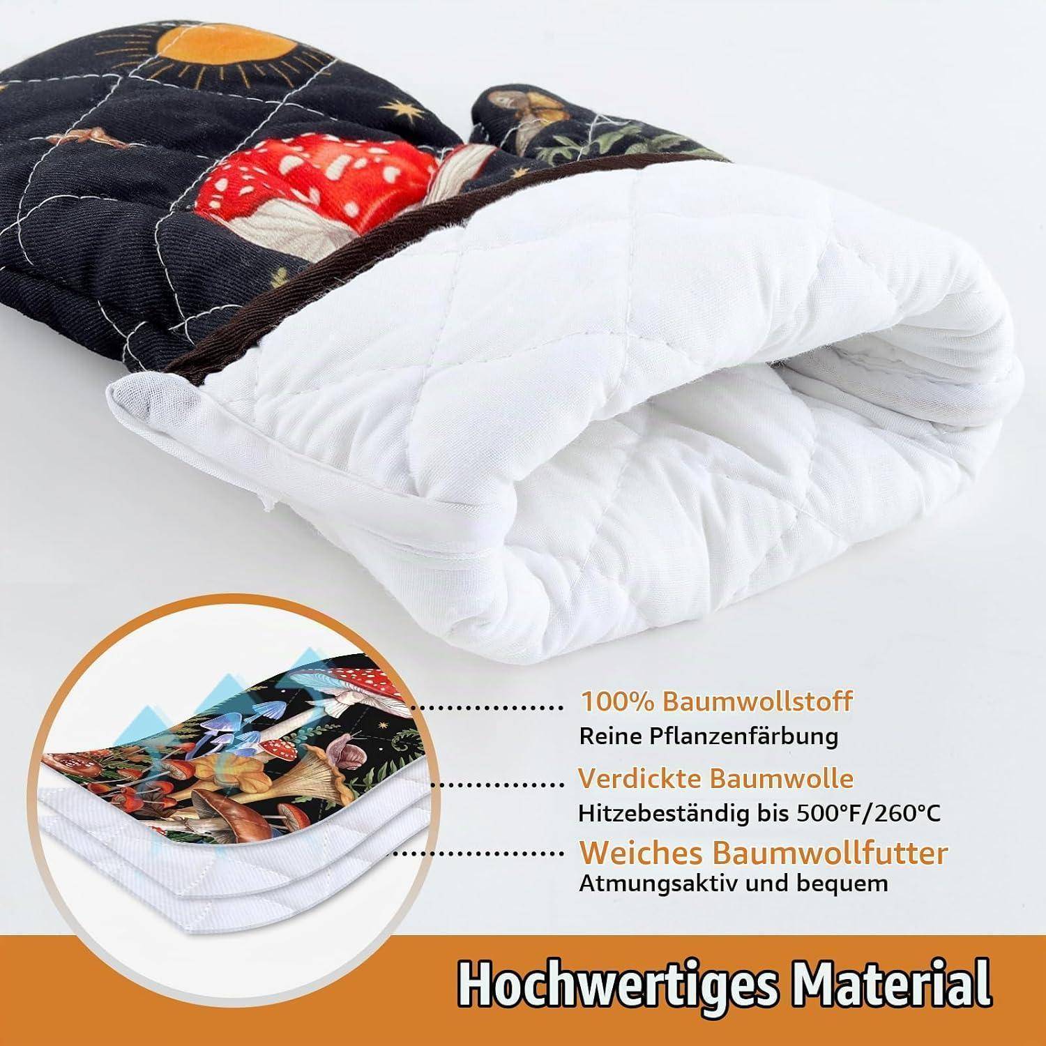Gefaltete weiße Steppdecke mit eingelegtem bedrucktem schwarzem Bezug; deutscher Text hebt hochwertige Materialien hervor: 100% Baumwolle, pflanzengefärbt, dicke Baumwolle, hitzebeständig, atmungsaktiv.