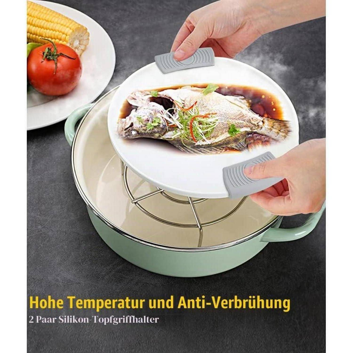 Hände platzieren eine heiße Platte auf einem runden Topfständer mit Silikongriffe; Text sagt „Hohe Temperatur und Anti-Verbrühung
