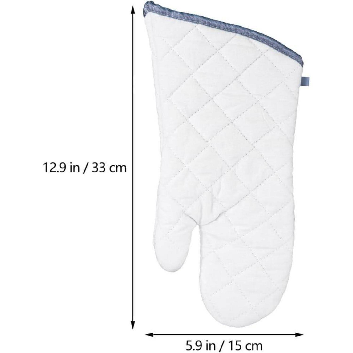 Weiß gesteppter Ofenhandschuh mit blauem Rand, gezeigt mit Abmessungen: 12,9 Zoll (33 cm) hoch und 5,9 Zoll (15 cm) breit.