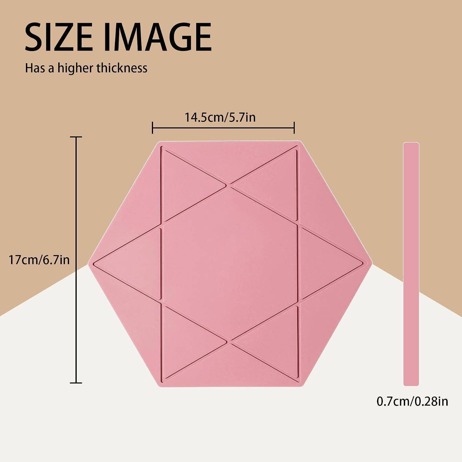 Produktgrößendiagramm mit einem rosa sechseckigen Artikel: 17 cm hoch, 14,5 cm breit und 0,7 cm dick.