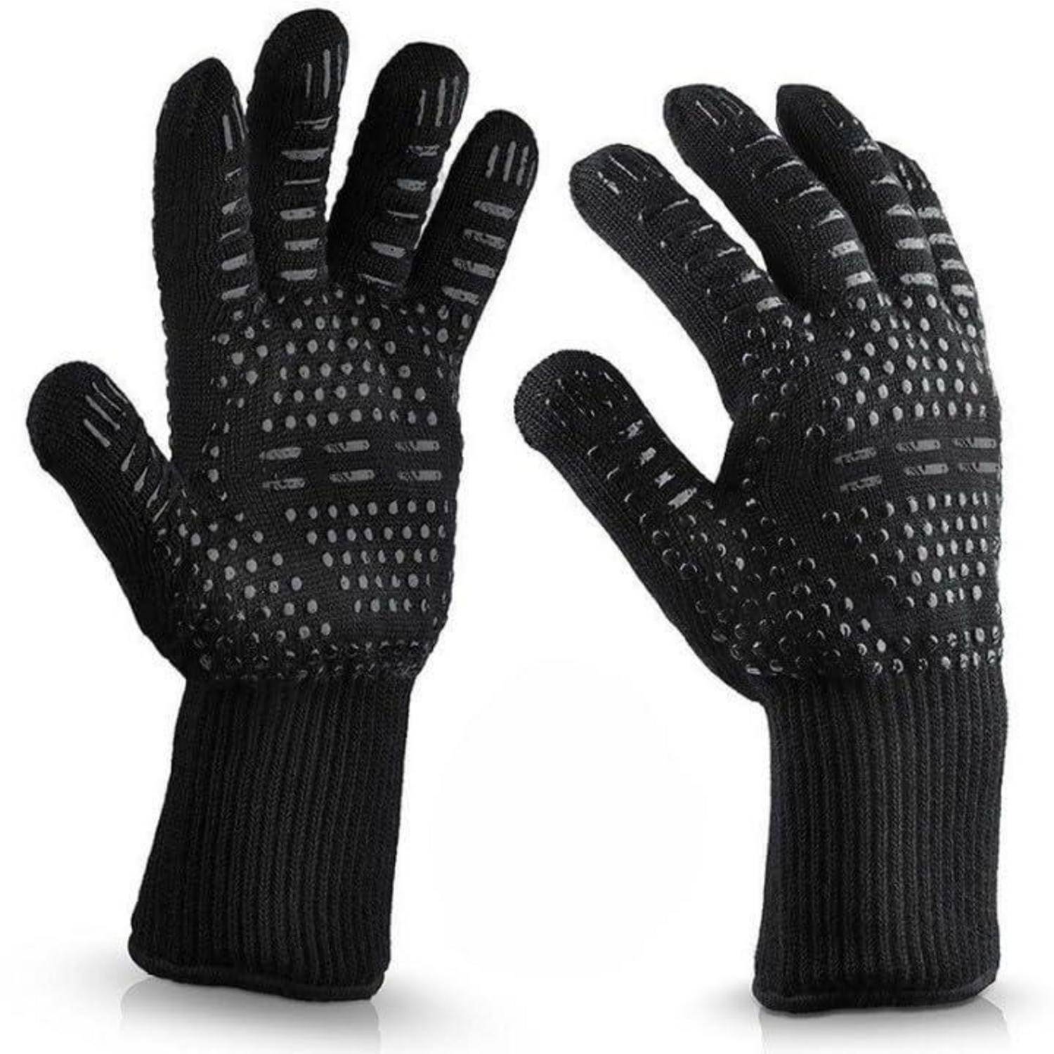 Paar schwarzer Strickhandschuhe mit gepunkteten Griffflächen, von vorne und von hinten auf weißem Hintergrund dargestellt.