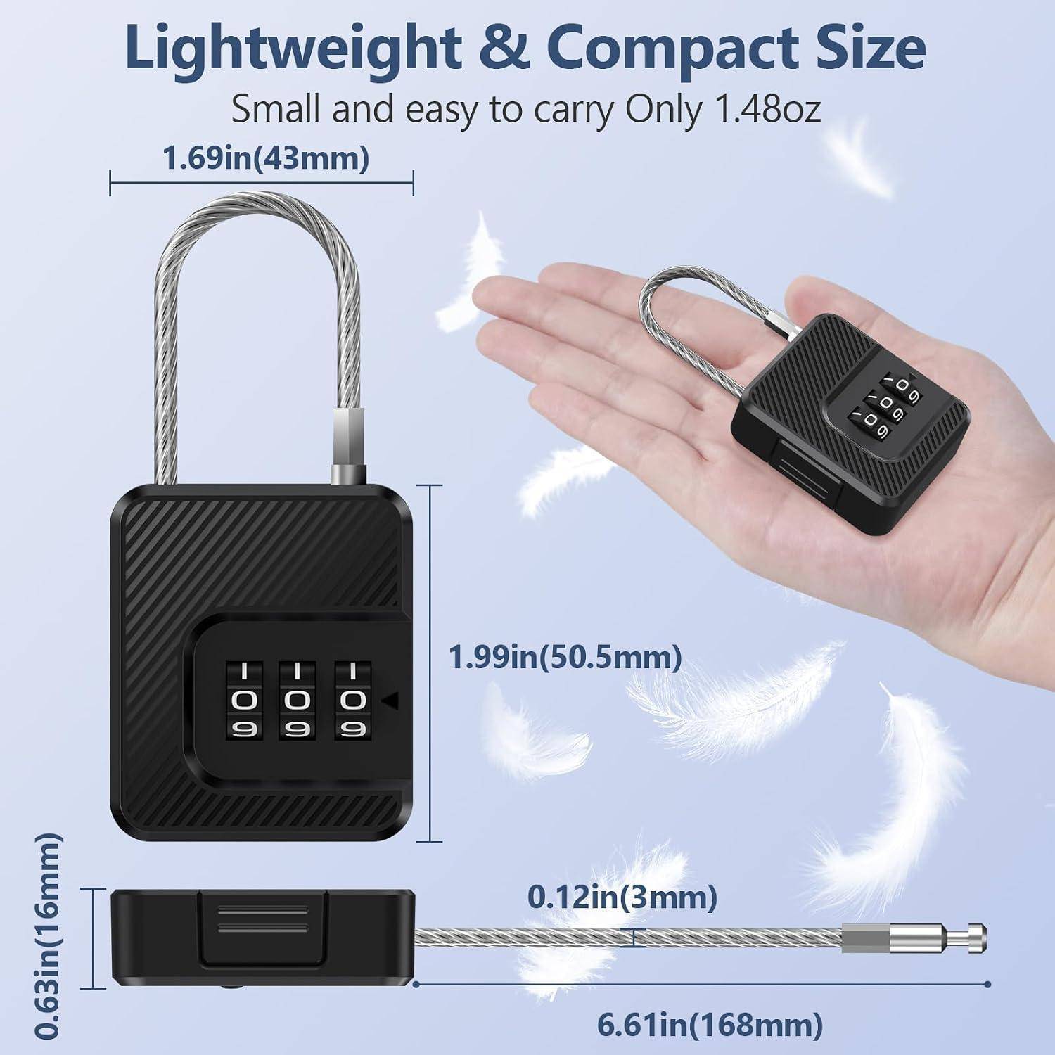 Kompaktes Kombinationsvorhängeschloss mit geflochtenem Kabel, das in der Hand gezeigt wird, gekennzeichnet mit leichtgewichtig 1,48 oz und den Abmessungen 1,69 x 1,99 x 0,63 Zoll mit 6,61 Zoll langem Kabel.