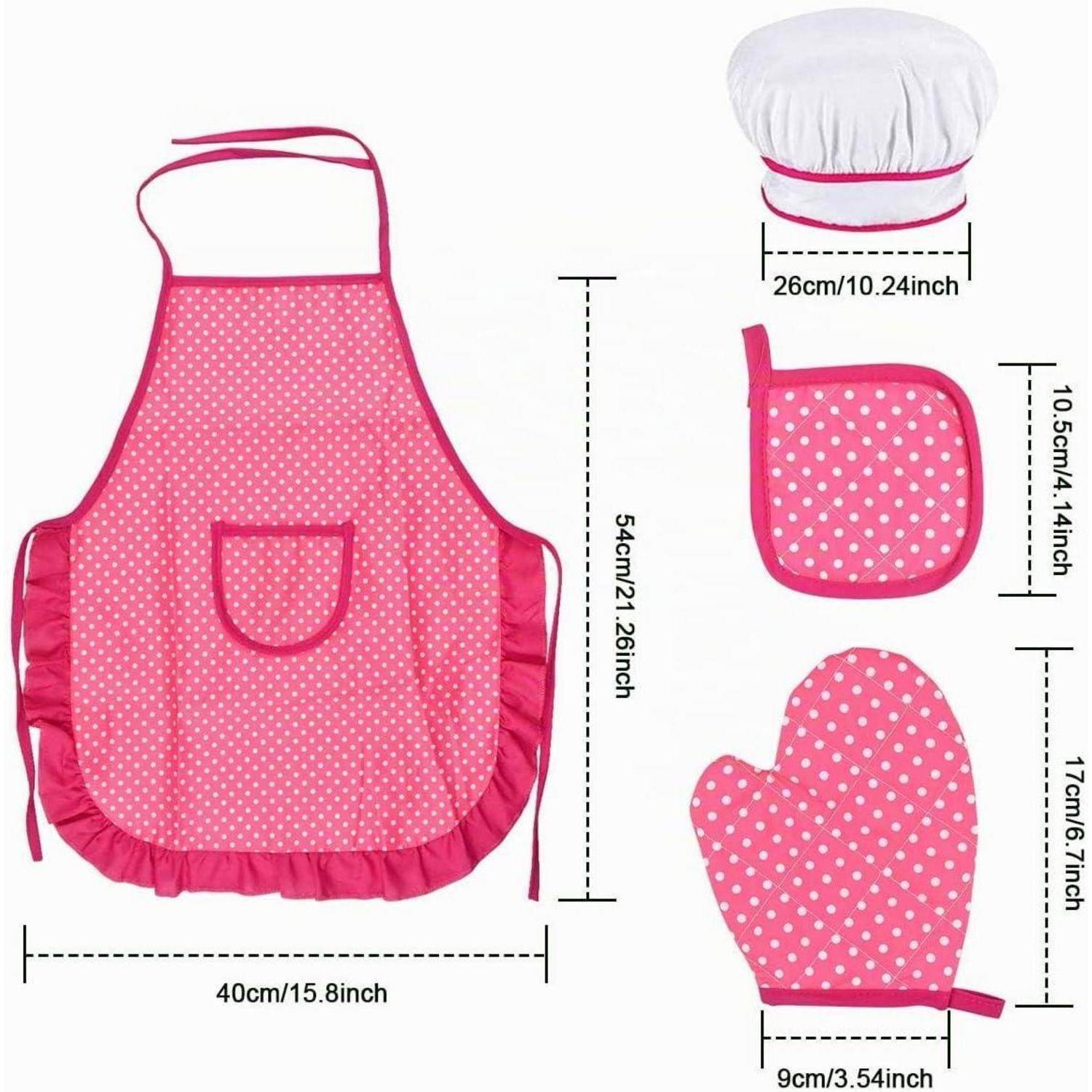 Rosa Küchenzubehör-Set mit weißen Punkten bestehend aus Schürze, Ofenhandschuh und Kochmütze mit Maßangaben: Schürze 54x40 cm, Handschuh 17x9 cm, Mütze 26 cm.