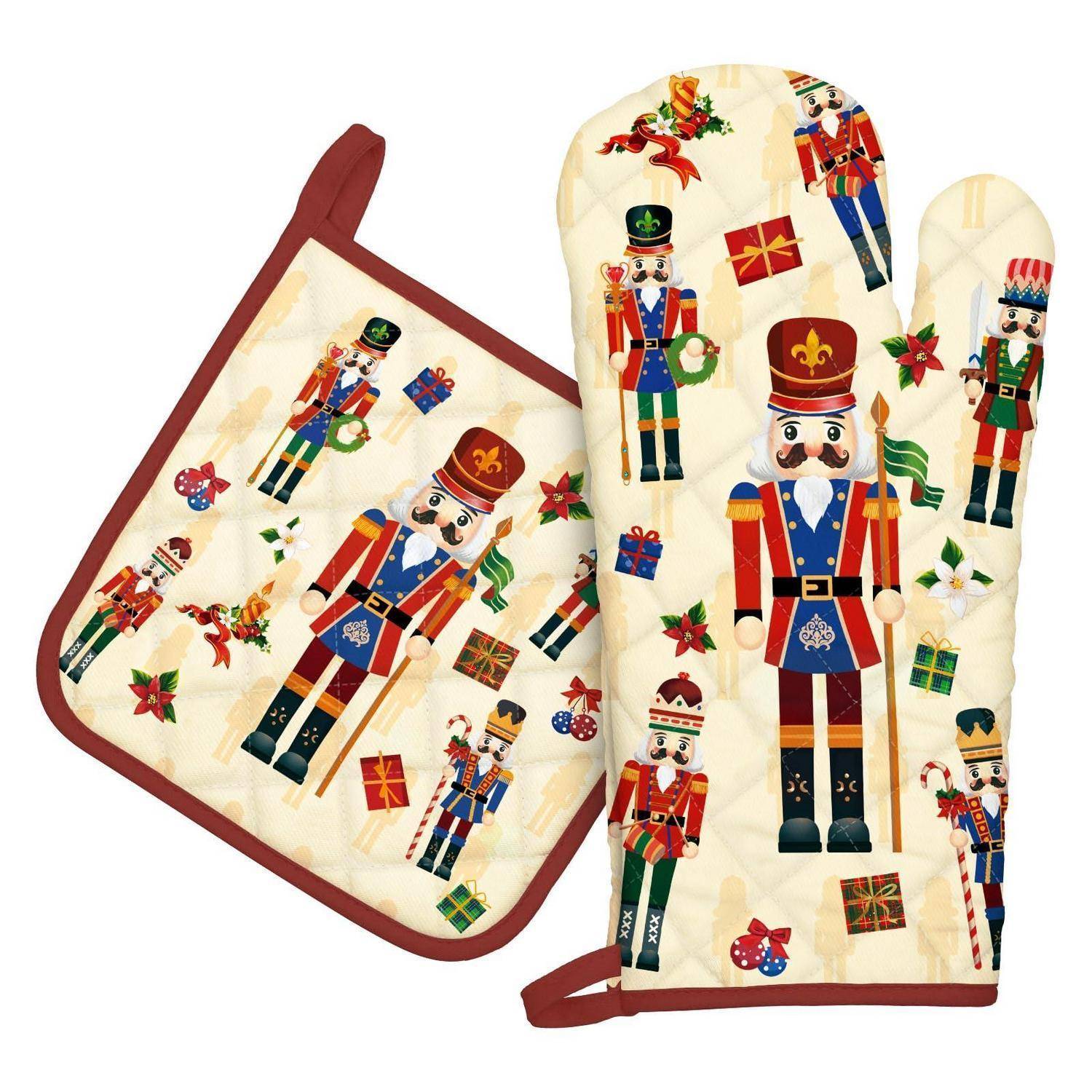 Nussknacker-Motiv-Ofenhandschuh und passendes Topfuntersetzer mit farbenfrohem Spielzeugsoldaten- und Geschenke-Druck auf weißem Hintergrund.