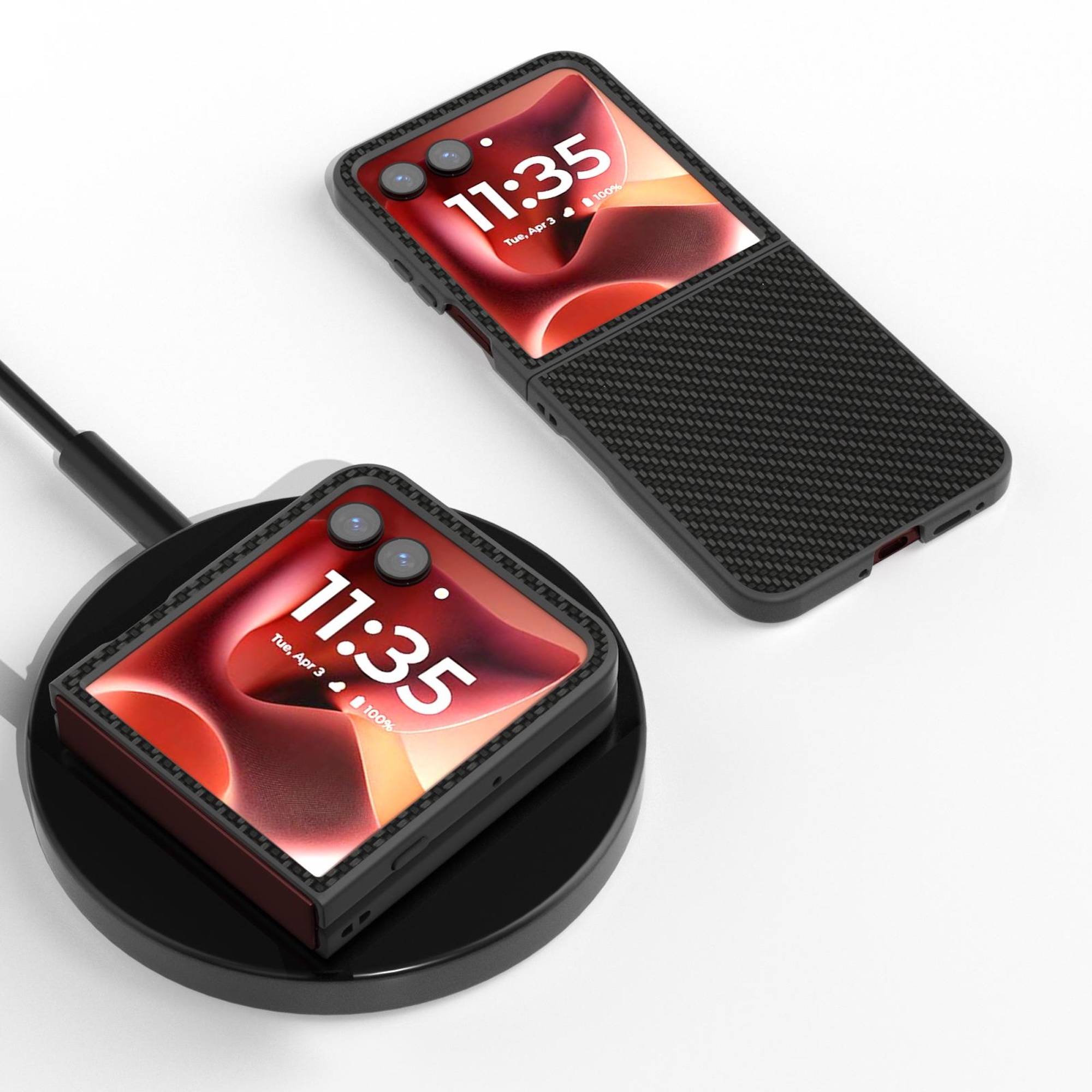 Zwei robuste Smartwatches werden gezeigt, eine lädt auf einer drahtlosen Ladestation und eine daneben, beide zeigen 11:35 auf roten Zifferblättern an.