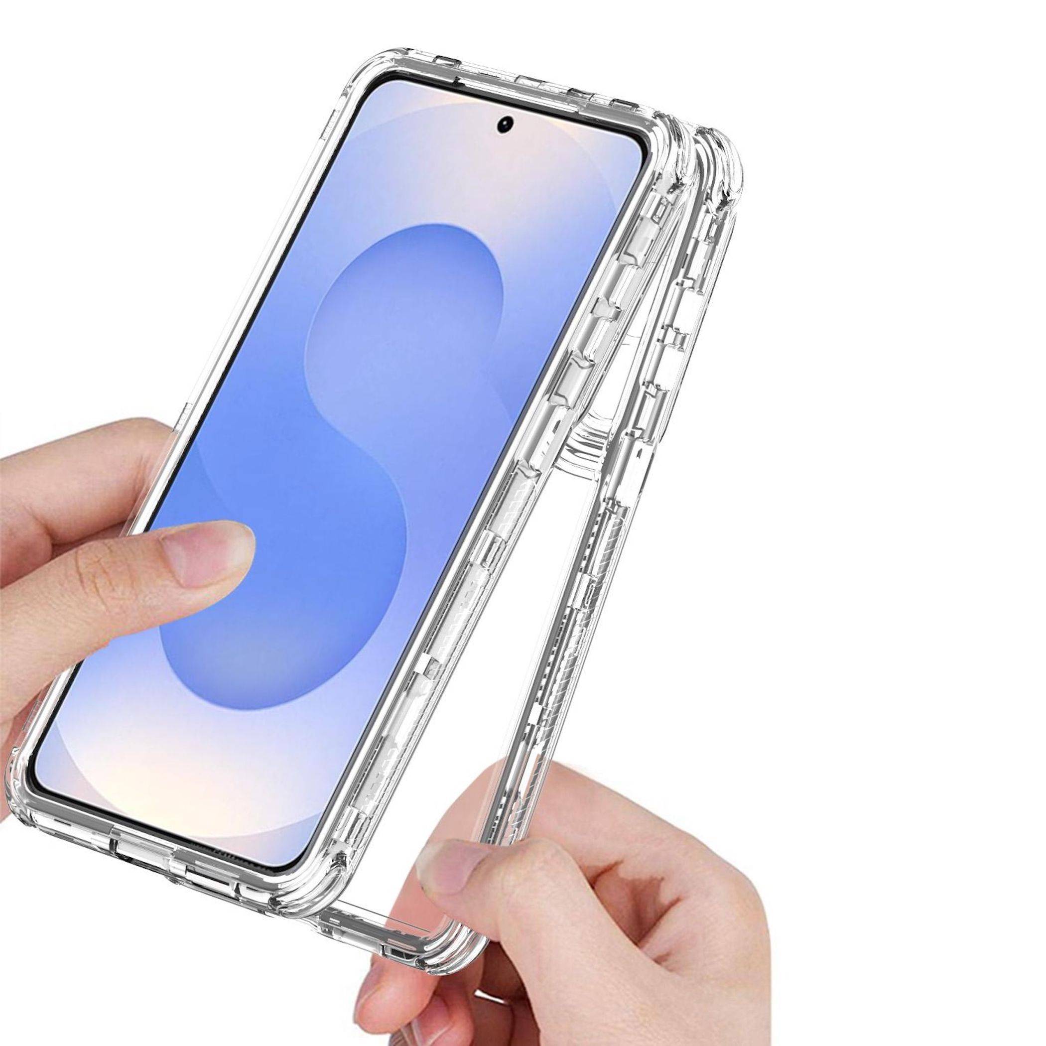 Hände entfernen eine durchsichtige Handyhülle von einem Smartphone auf weißem Hintergrund und zeigen das flexible Design und die schützende Passform der Hülle.