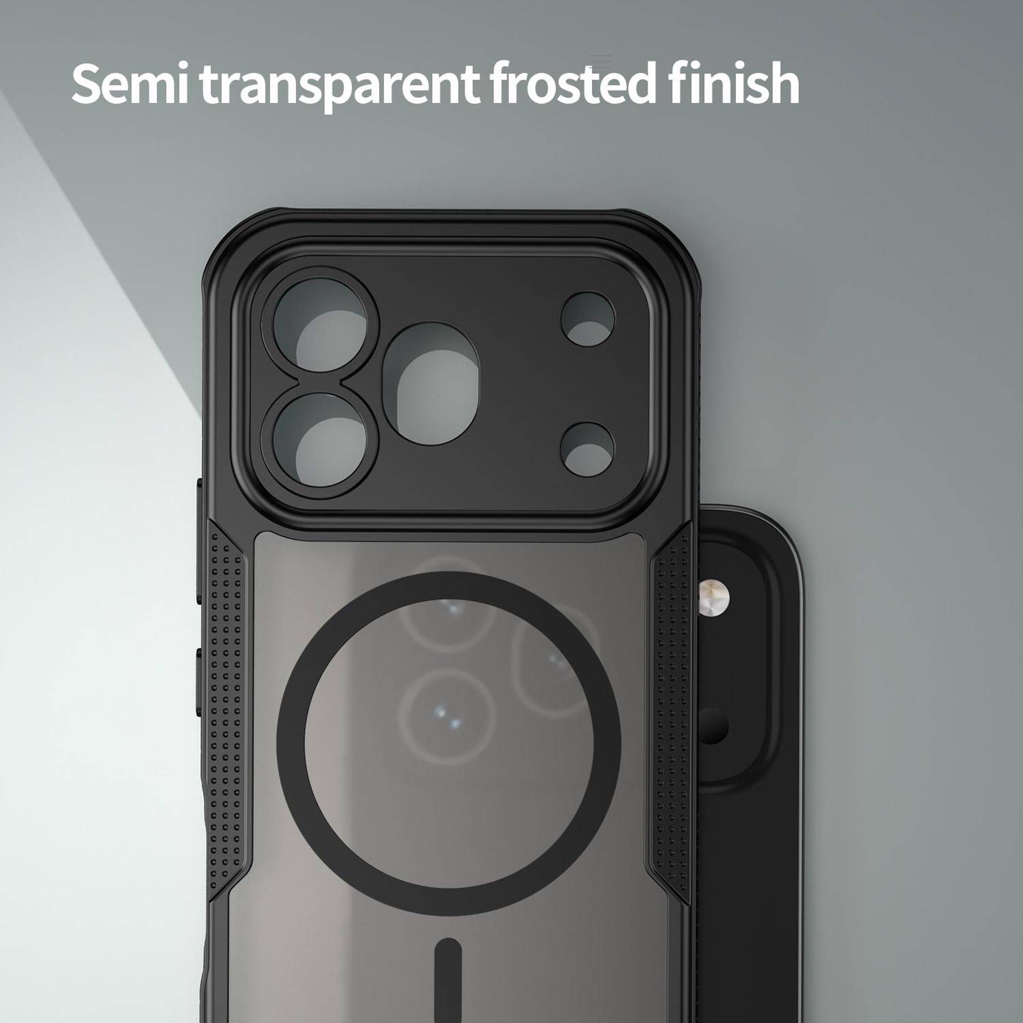 Schwarze Handyhülle mit halbtransparenter mattierter Oberfläche und großem kreisförmigem MagSafe-Ring, von vorne und hinten gezeigt, um die Kameraausschnitte hervorzuheben.