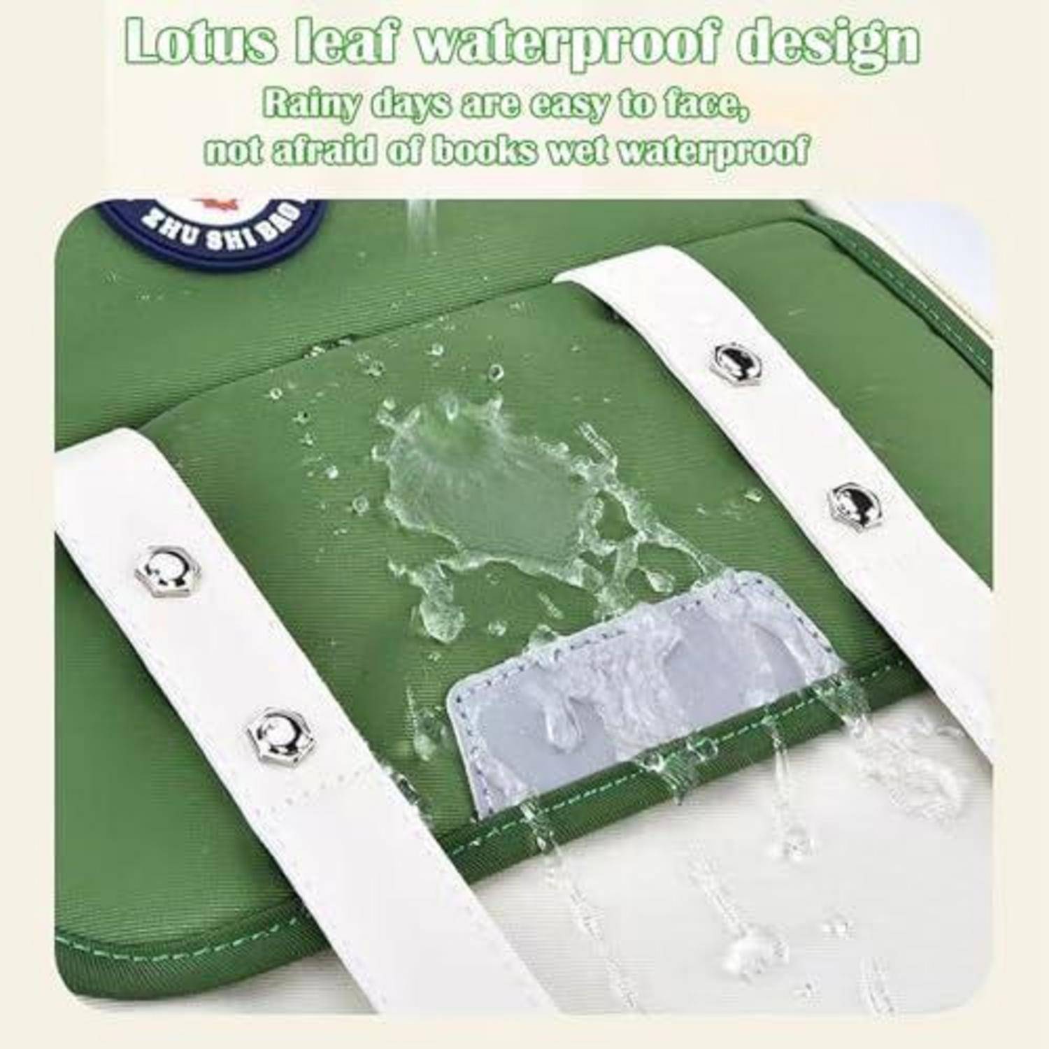Grüne Büchertasche aus wasserdichtem Lotuslatt-Stoff, der verschüttetes Wasser abweist; Text besagt „Lotus-Blatt-wasserdichtes Design
