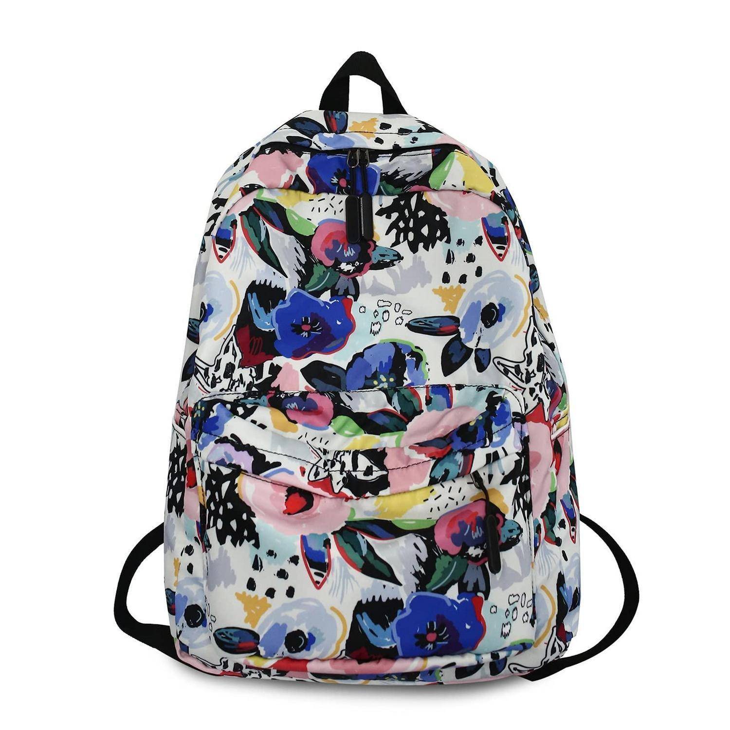 Rucksack mit Blumenmuster und vorderer Reißverschlusstasche, schwarze Riemen und oberer Griff, vor weißem Hintergrund abgebildet.
