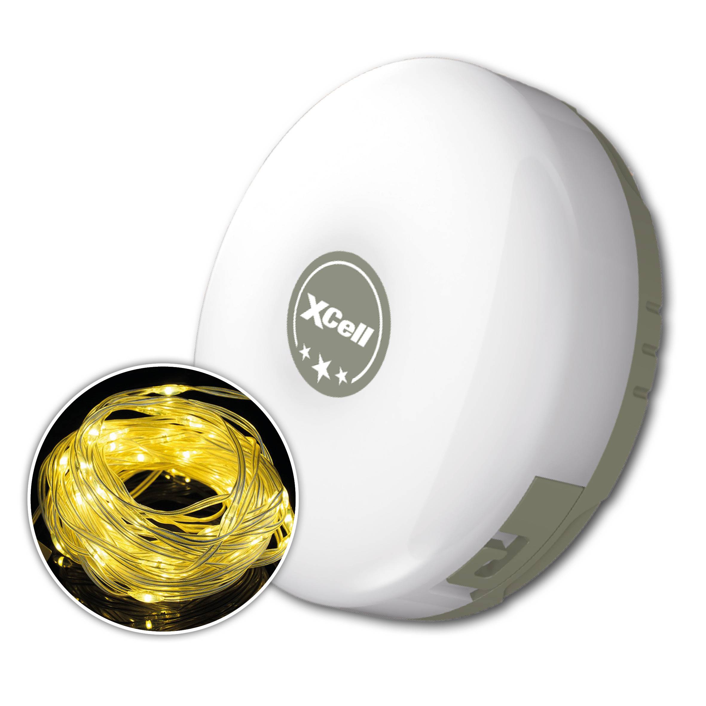 Weißer Xcell Wireless-Lautsprecher mit einer kreisförmigen Vertiefung, die leuchtende goldene Lichterketten zeigt, die in einem runden Behälter aufgewickelt sind.