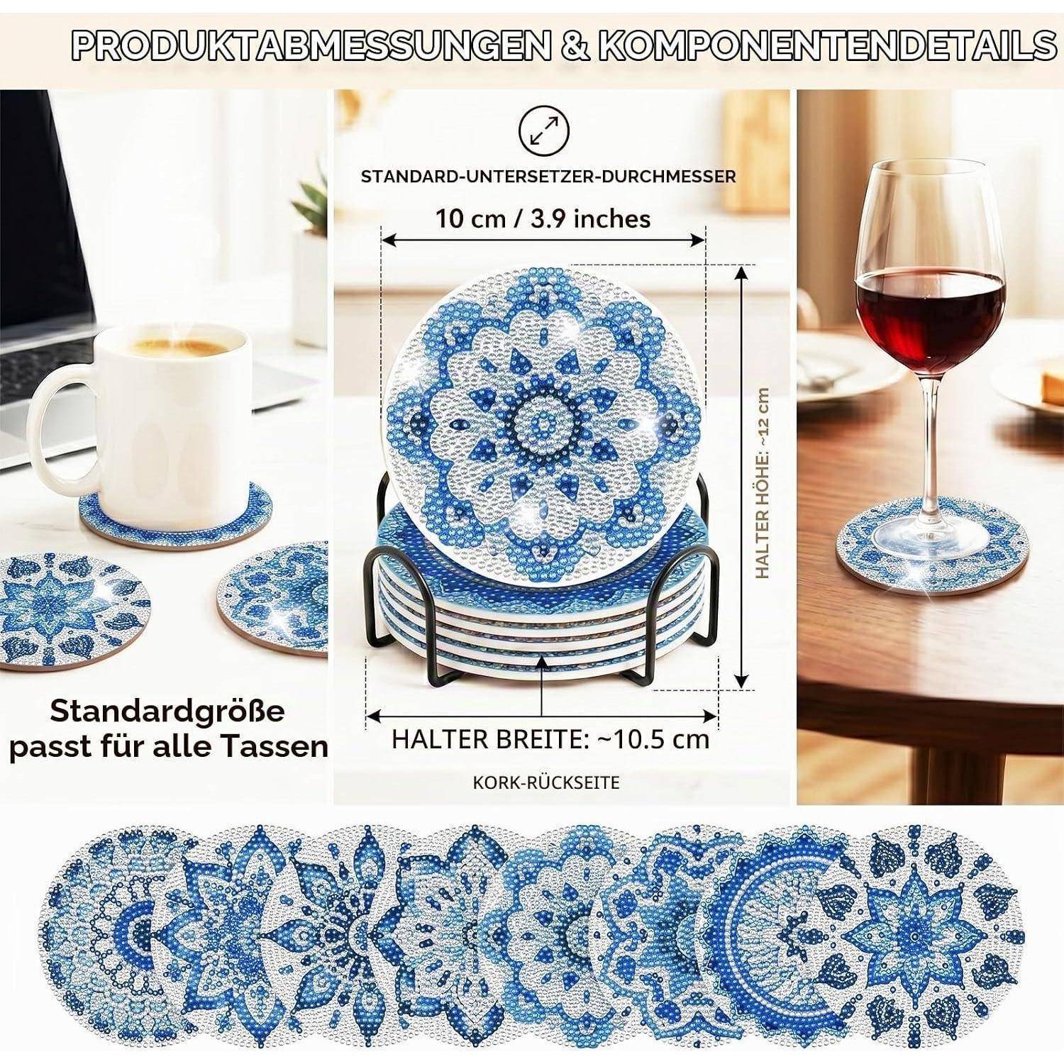 Produktabmessungen und Komponentendetails für einen blaugemusterten Untersetzer-Set für Tassen, mit einem 10 cm Untersetzer und Ständerabmessungen von etwa 10,5 cm Breite mal 12 cm Höhe.