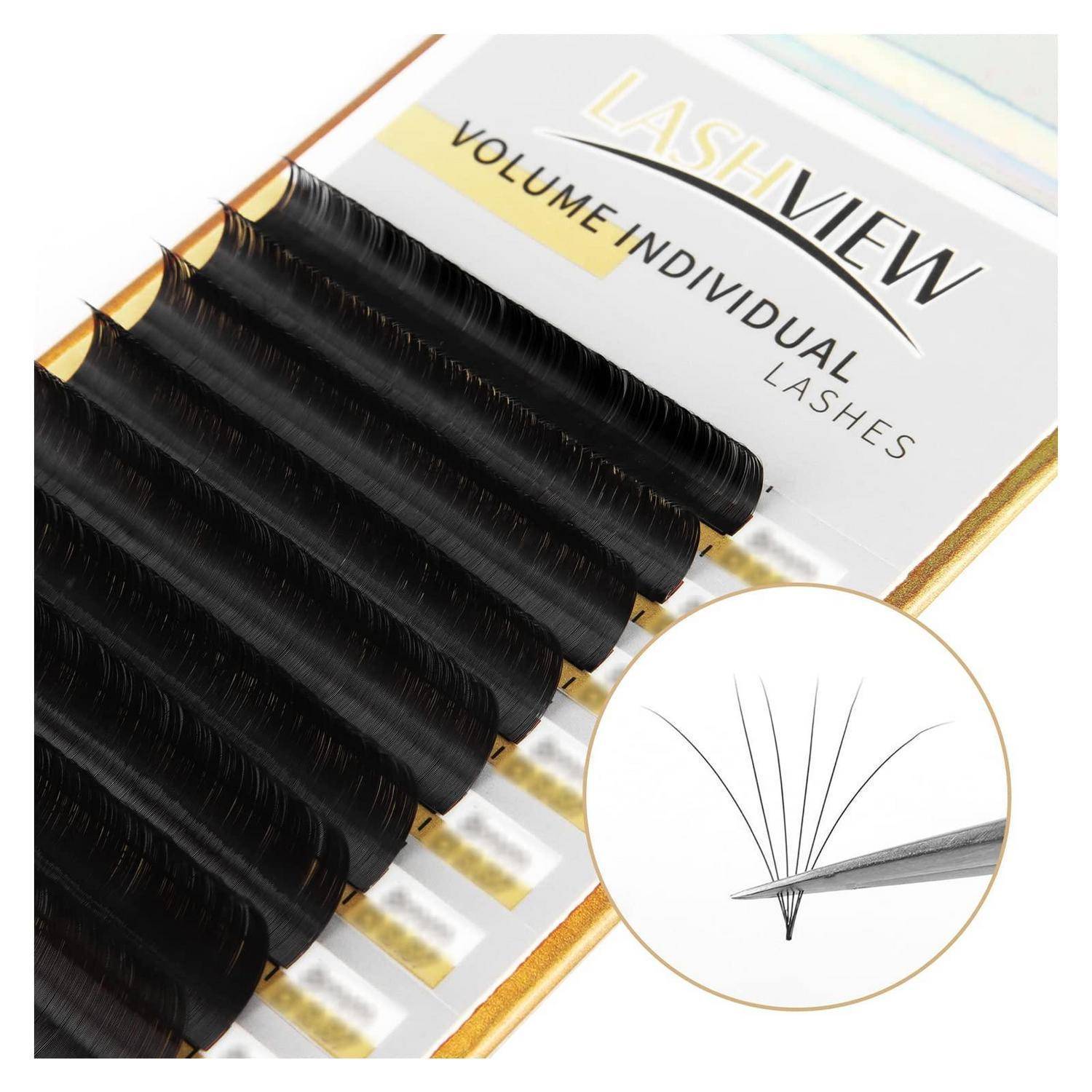 Nahaufnahme einer Lash View-Packung mit Volume-Einzelwimpernbüscheln und einer eingefügten Illustrationsskizze der Wimpernanbringung mit einer Pinzette.