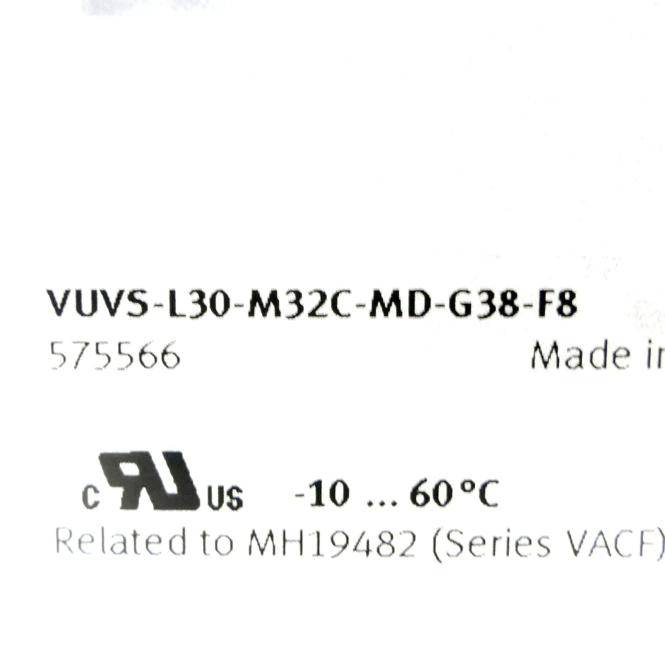 Produktetikett mit Modell „VUVS-L30-M32C-MD-G38-F8", Teilenummer 575566, cRUus-Kennzeichen und Temperaturbereich -10 bis 60°C.