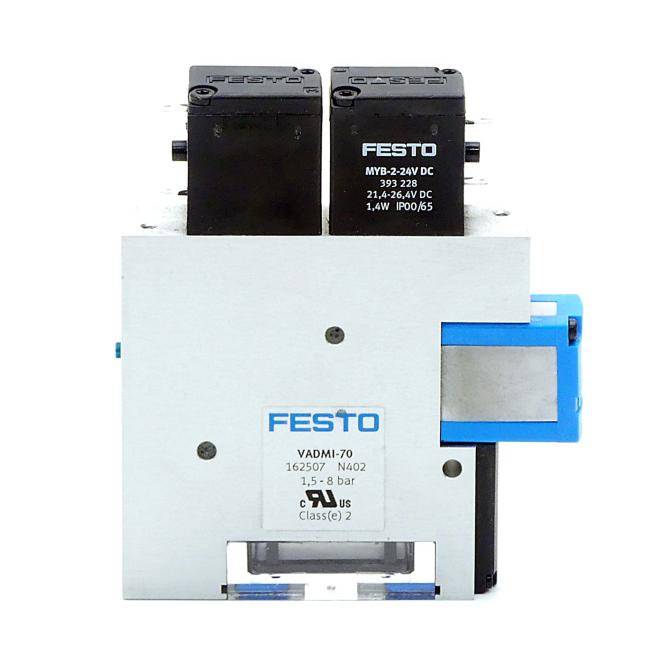 Ein FESTO-Pneumatikventilblock für Industrieanwendungen mit zwei schwarzen Magnetspulen, die auf einem silbernen Metallgehäuse montiert sind, beschriftet mit VADM-I-70.