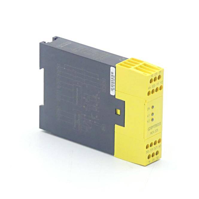 Schwarzes und gelbes Industrie-Elektronikmodul mit Anschlussanschlüssen, gezeigt auf weißem Hintergrund.