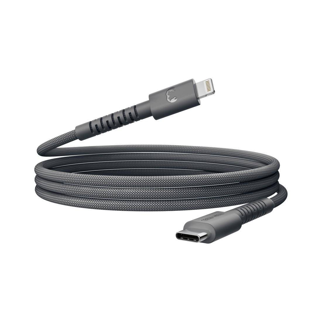 Aufgerolltes schwarzes USB-C-zu-Lightning-Ladekabel auf weißem Hintergrund.