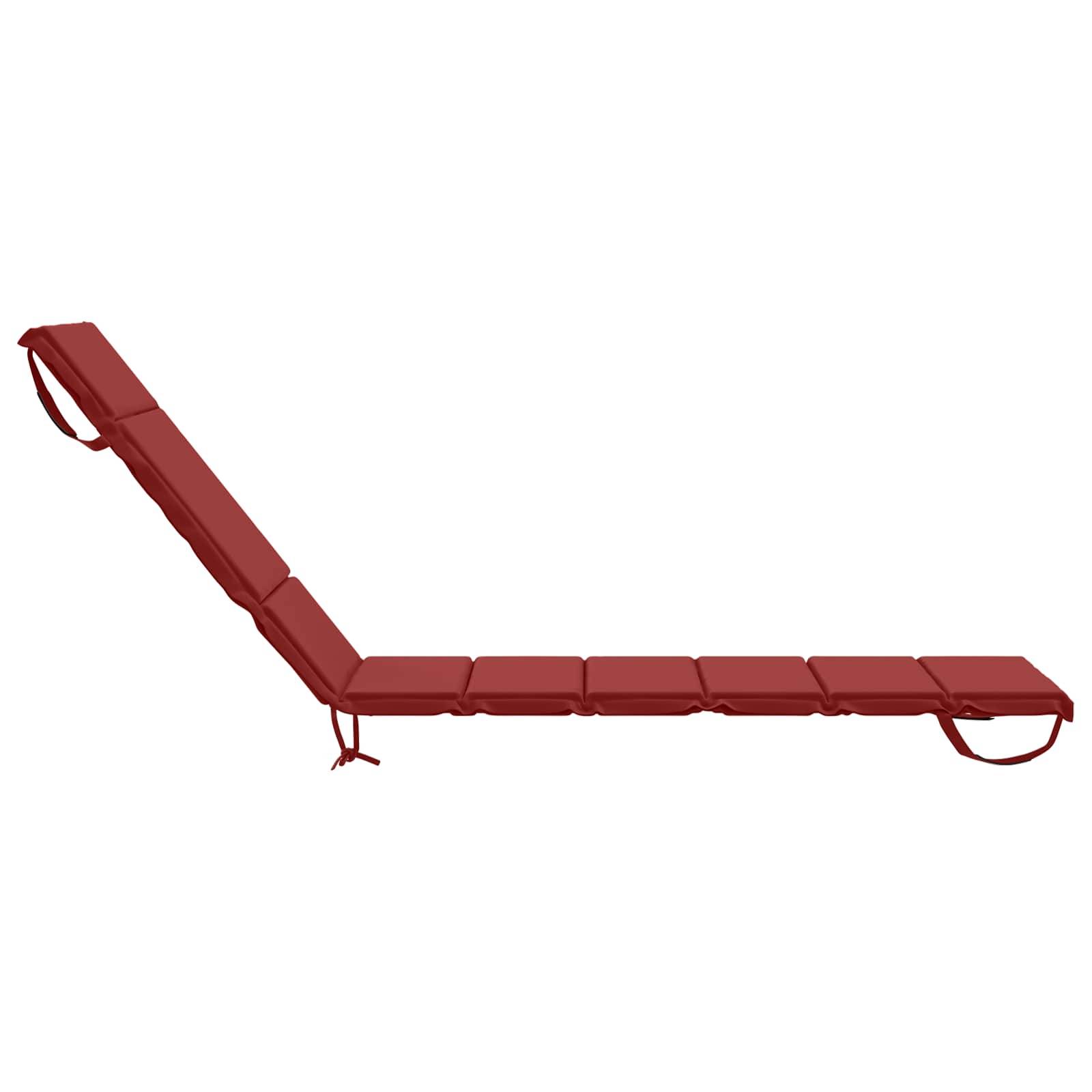 Roter gepolsterter Loungesessel mit verstellbarer Rückenlehne und Fußteil, in Seitenansicht auf weißem Hintergrund dargestellt.