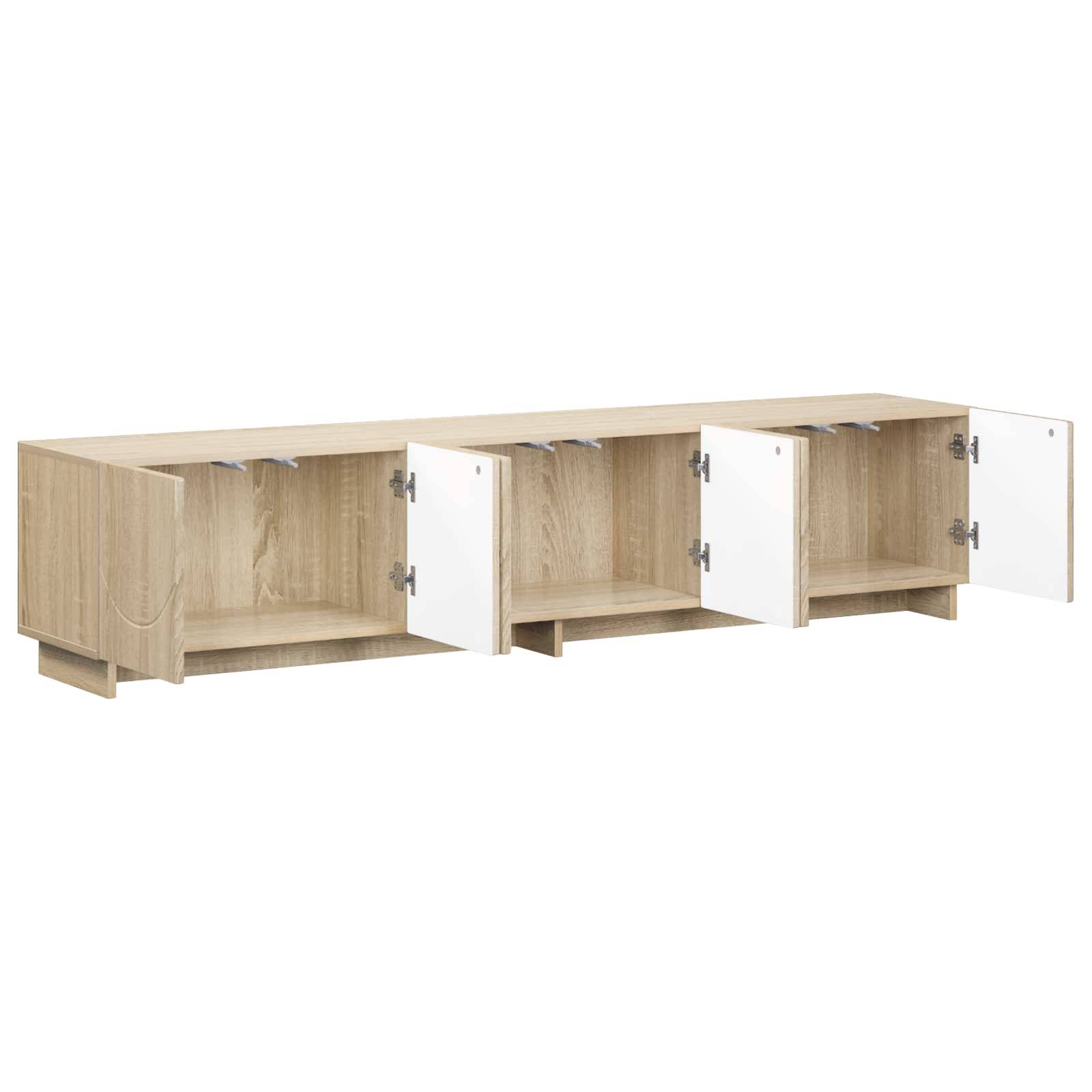 Dreiteiliger Wandschrank aus hellem Holz mit offenen weißen Flügeltüren, zeigt leere Innenregale und Fächer.