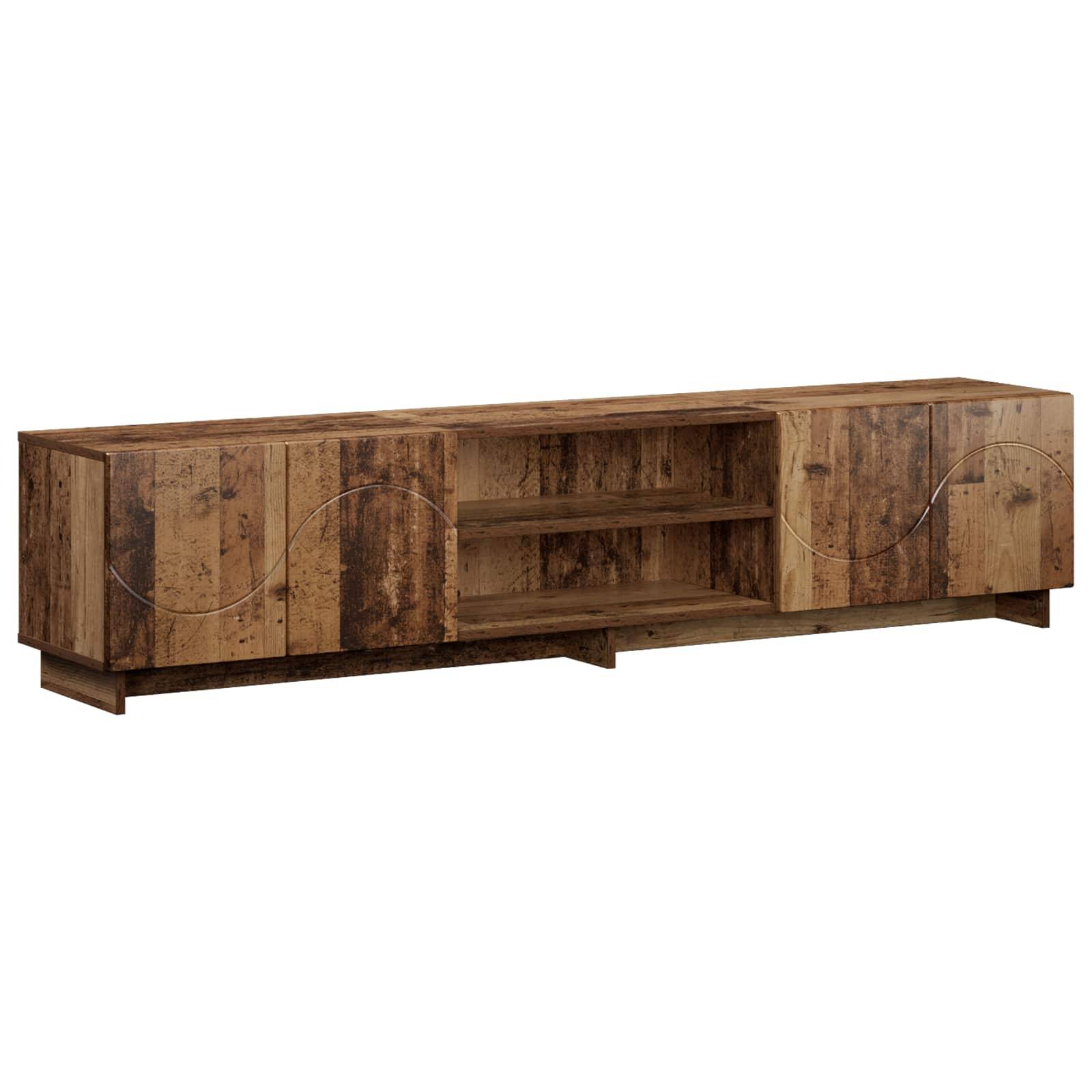 Langer rustikaler Holz-Fernsehschrank mit zwei Schranktüren auf jeder Seite und offenen Regalen in der Mitte, vor weißem Hintergrund dargestellt.
