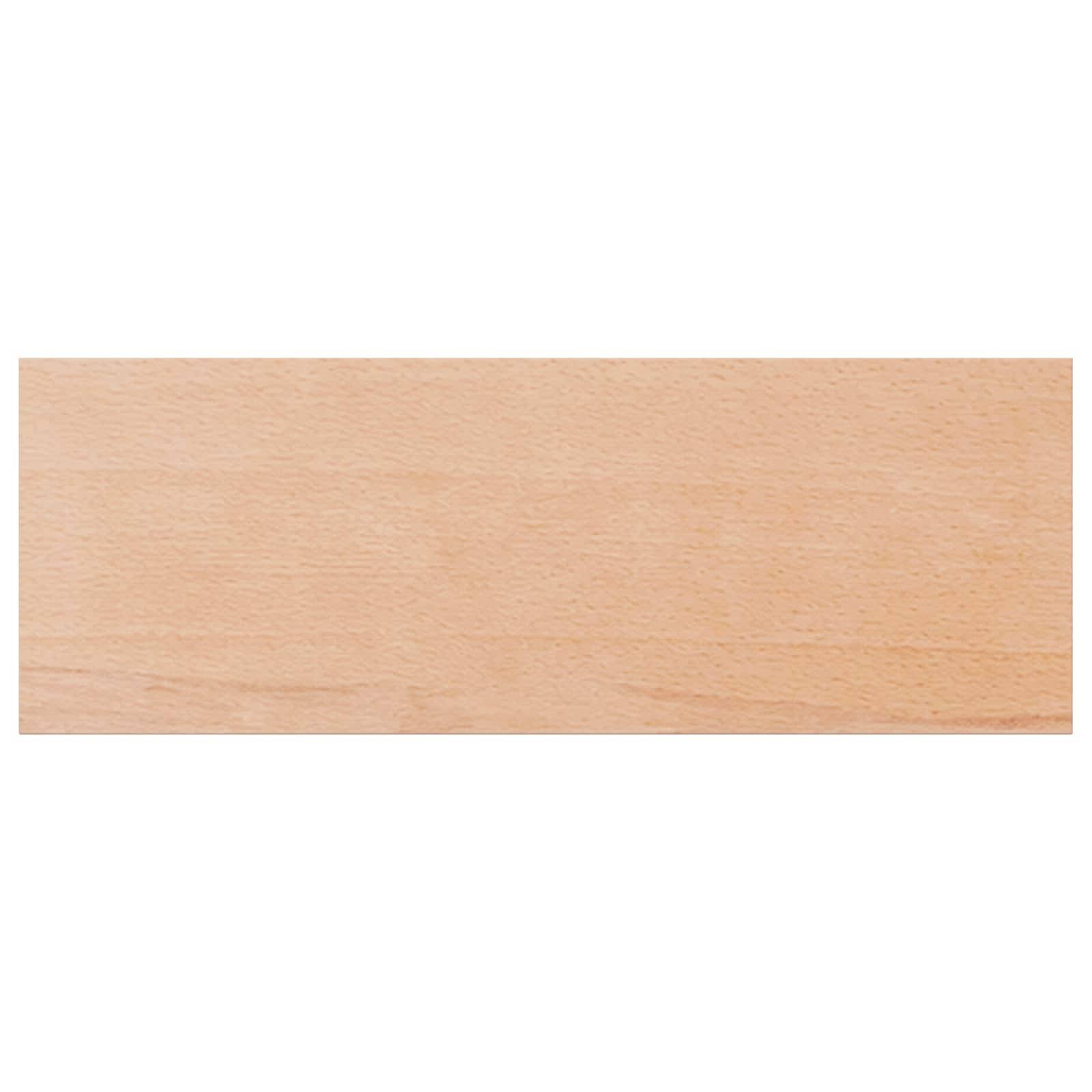Leeres, hell holztexturiertes rechteckiges Panel, zentriert auf weißem Hintergrund.