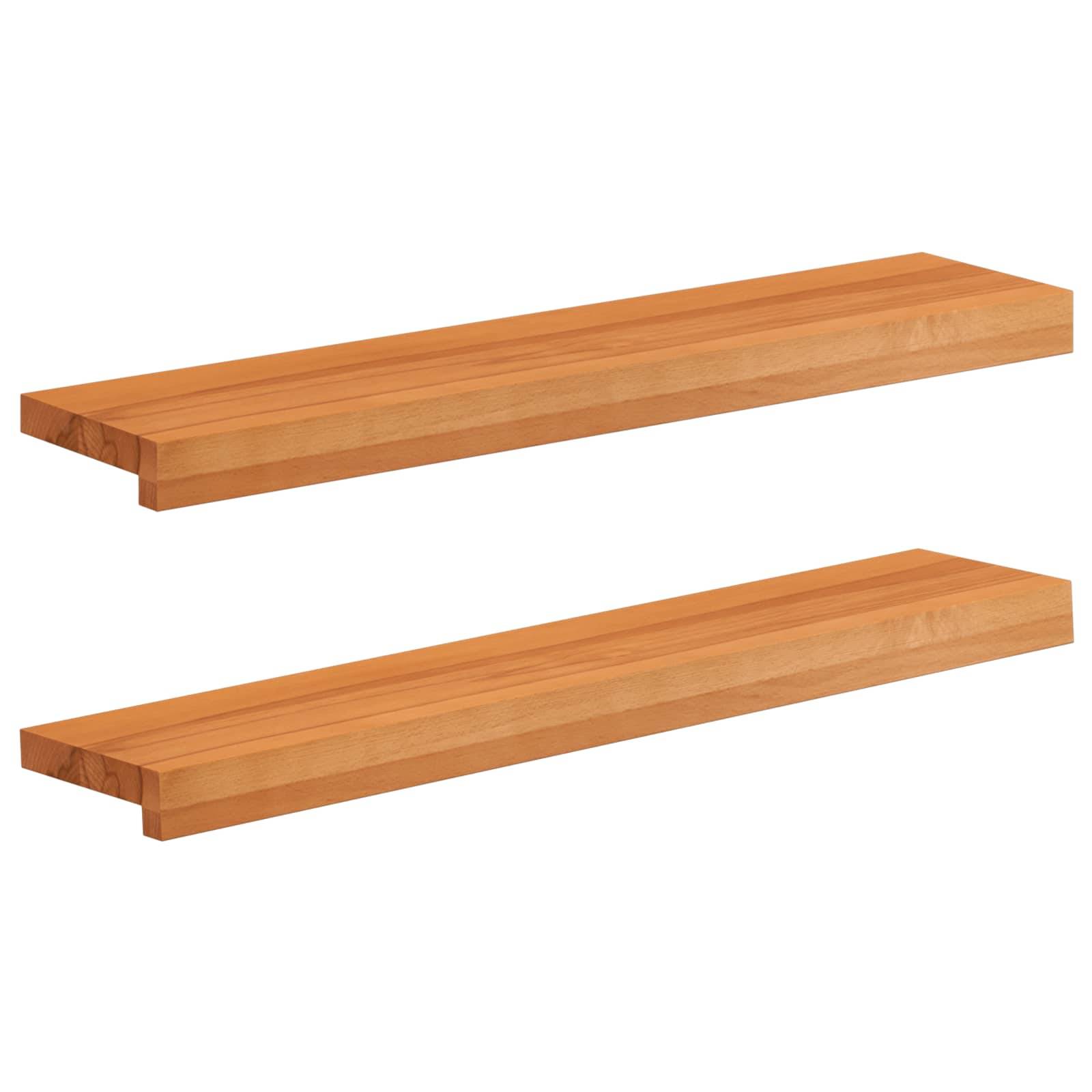 Zwei lange Holzregale oder Bretter mit einer warmen Oberfläche, die separat auf weißem Hintergrund schwebend dargestellt sind.