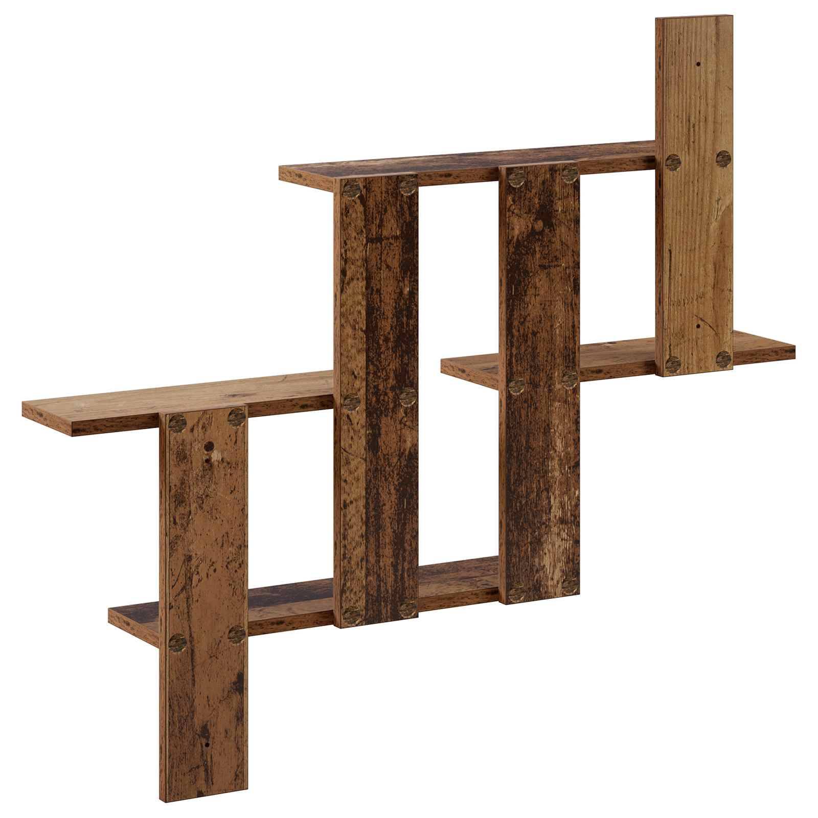 Rustikales Holzwandregal mit gestaffelten horizontalen und vertikalen Brettern, die eine geometrische Displayeinheit bilden.