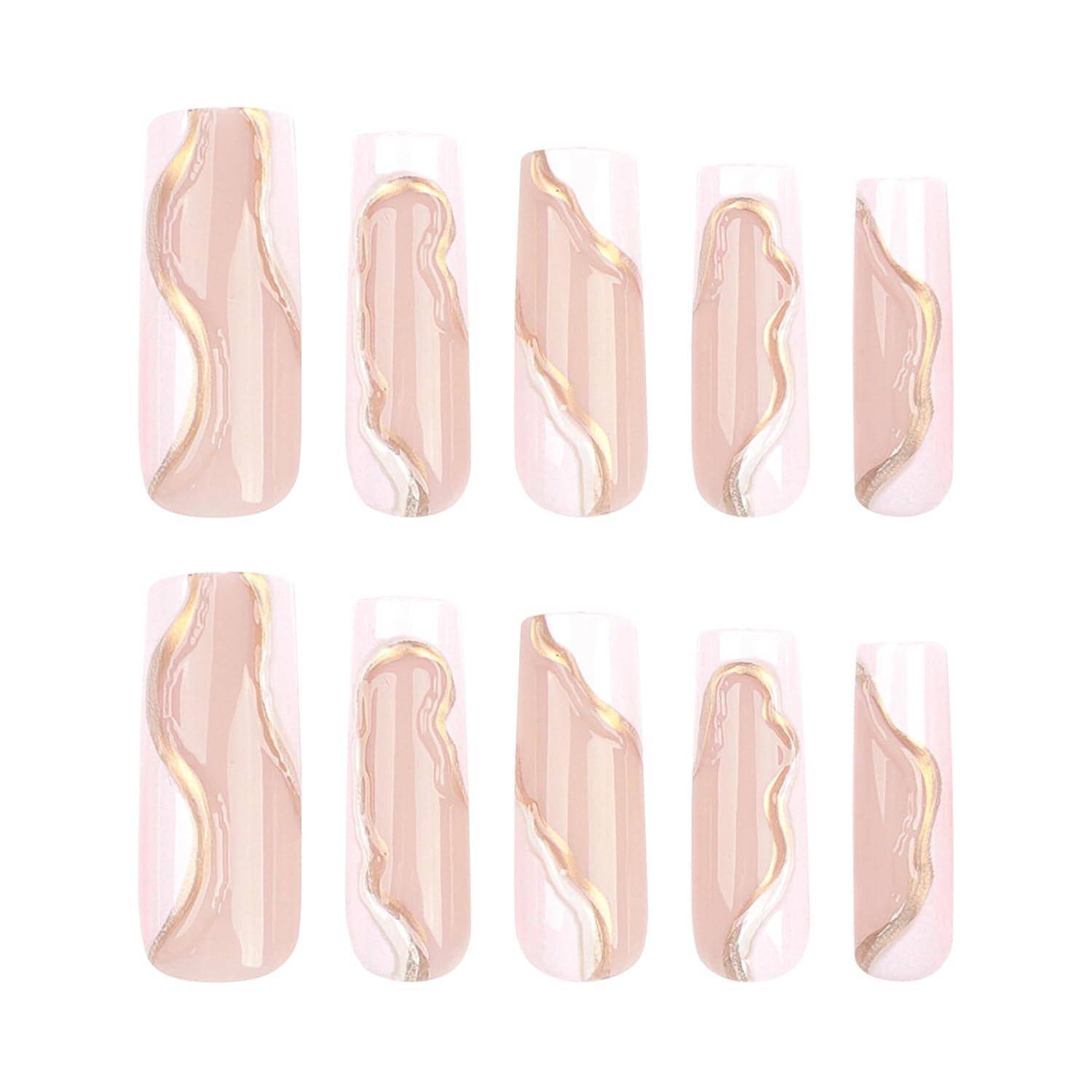 Zwei Reihen mit je fünf langen sargförmigen Nagelspitzen mit durchscheinenden rosa- und goldenen Marmormusterungen auf weißem Hintergrund.
