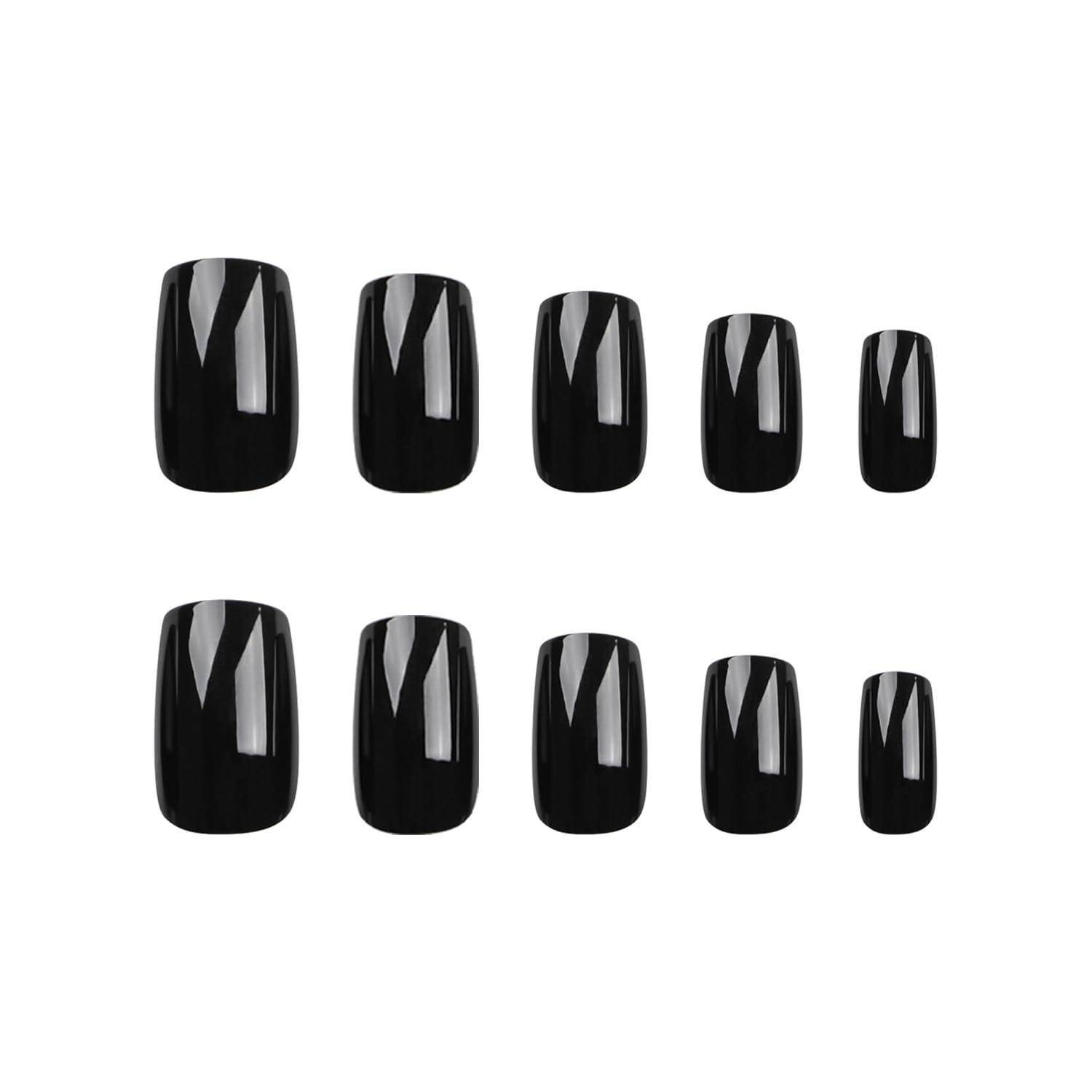 Zwei Reihen glänzend schwarzer Aufklebe-Nägel, die fünf Nagelgrößen pro Reihe auf weißem Hintergrund zeigen.