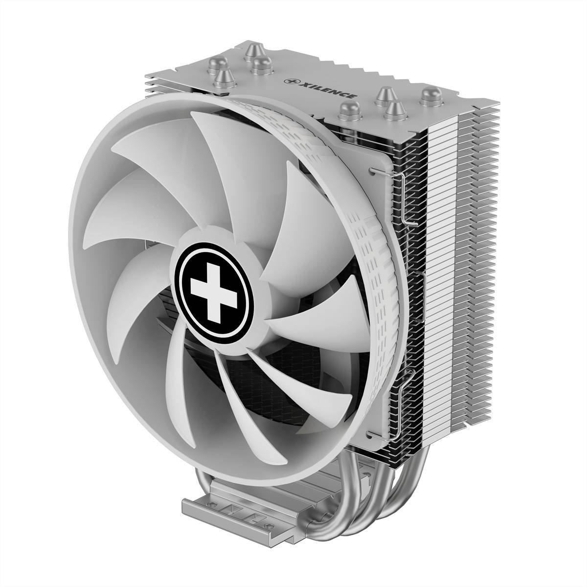 Ein silberner CPU-Luftkühler mit großem Frontlüfter, Metallkühlrippen und Wärmerohr auf weißem Hintergrund.