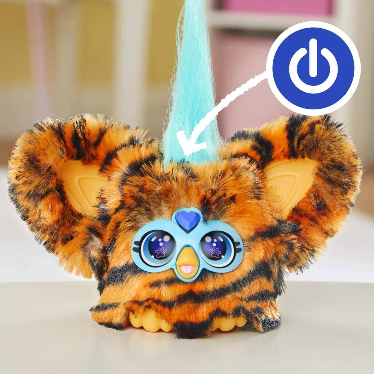 Plüschtiger mit großen Ohren und blauen Augen, dargestellt mit einem Stromschalter-Symbol, das auf eine türkisfarbene Zugschnur oben zeigt.
