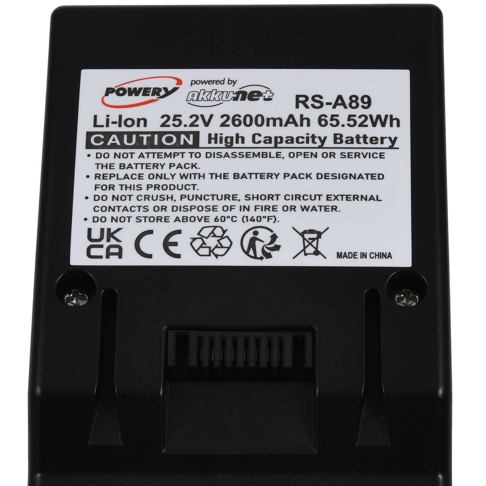 Etikett auf einem Li-Ionen-Kamerabatteriepack, RS-A89, 25,2V 2600mAh 65,52Wh, mit Sicherheitswarnungen und Zertifizierungssymbolen.