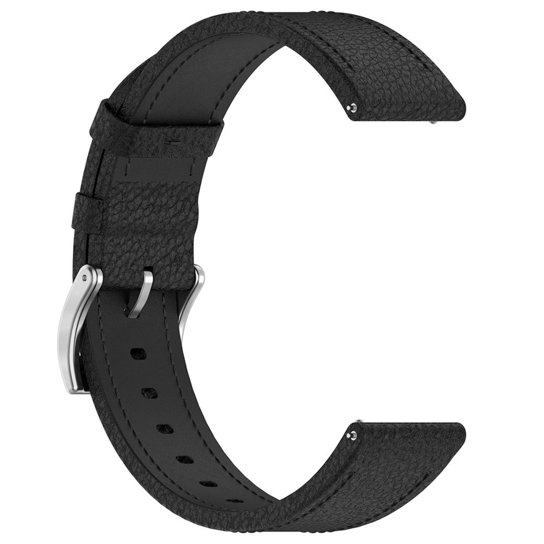 Schwarzes strukturiertes Lederarmband mit silberner Schließe und Verstelllöchern, isoliert auf weißem Hintergrund dargestellt.